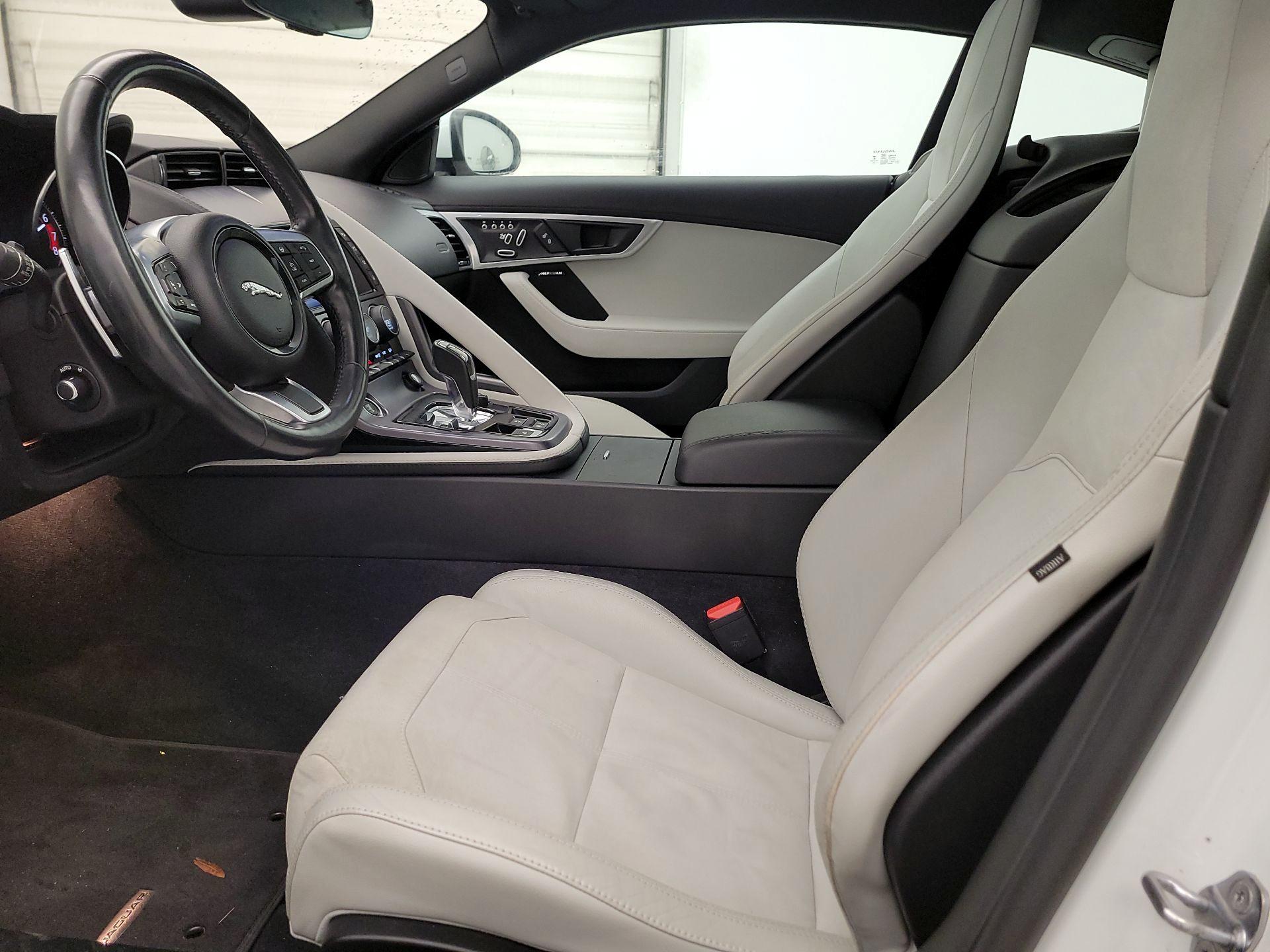 Thumbnail: 2018 Jaguar F-Type - 11