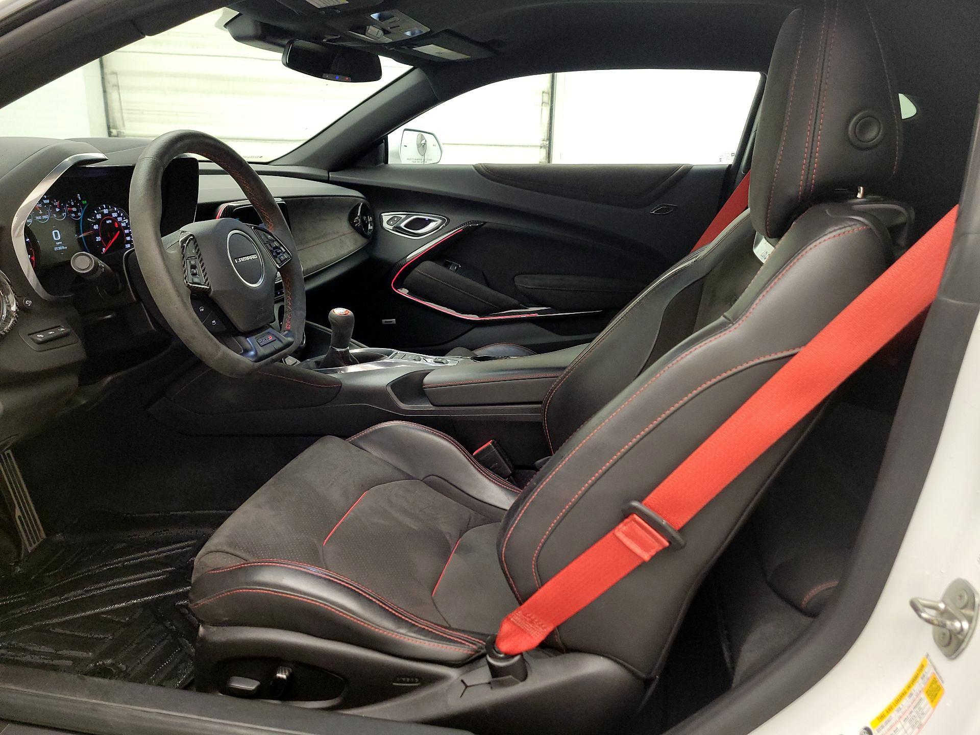 Thumbnail: 2018 Chevrolet Camaro - 11