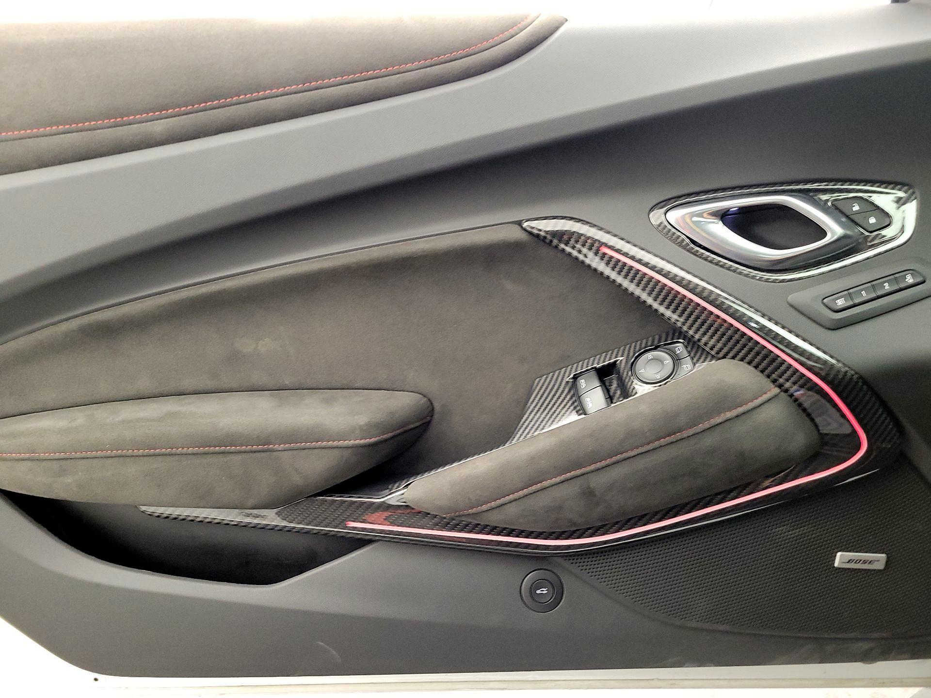 Thumbnail: 2018 Chevrolet Camaro - 12