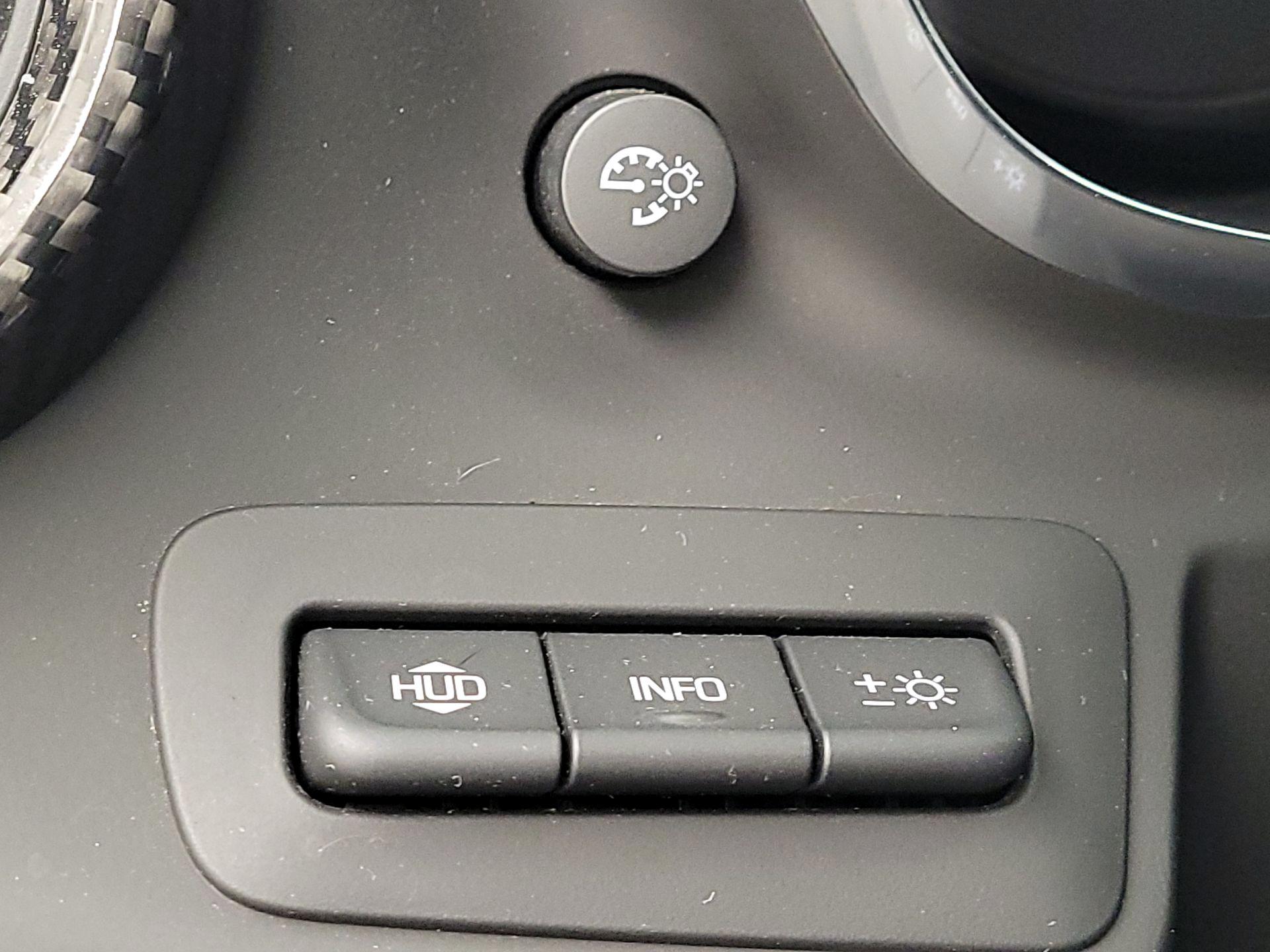 Thumbnail: 2018 Chevrolet Camaro - 13