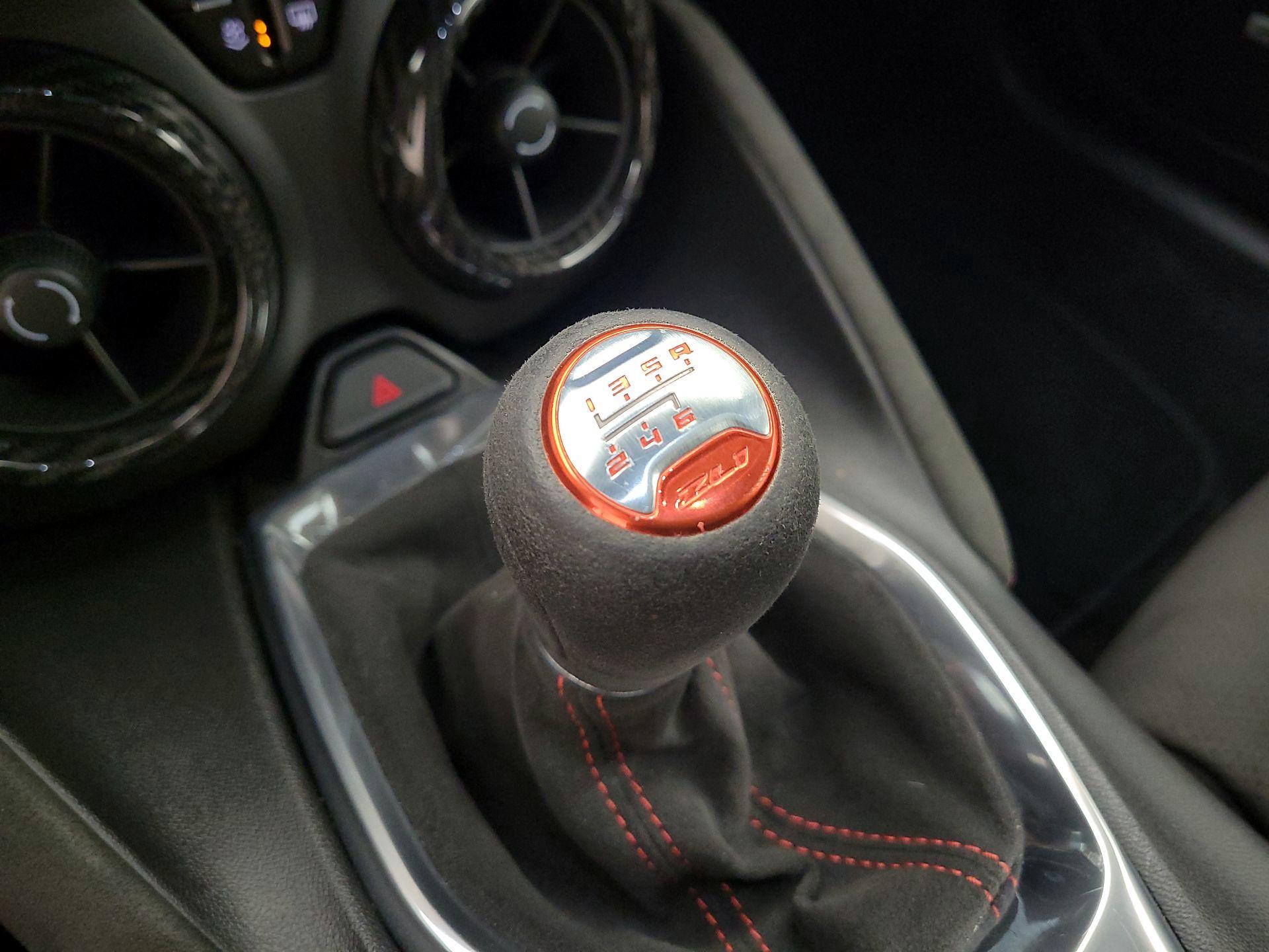 Thumbnail: 2018 Chevrolet Camaro - 17