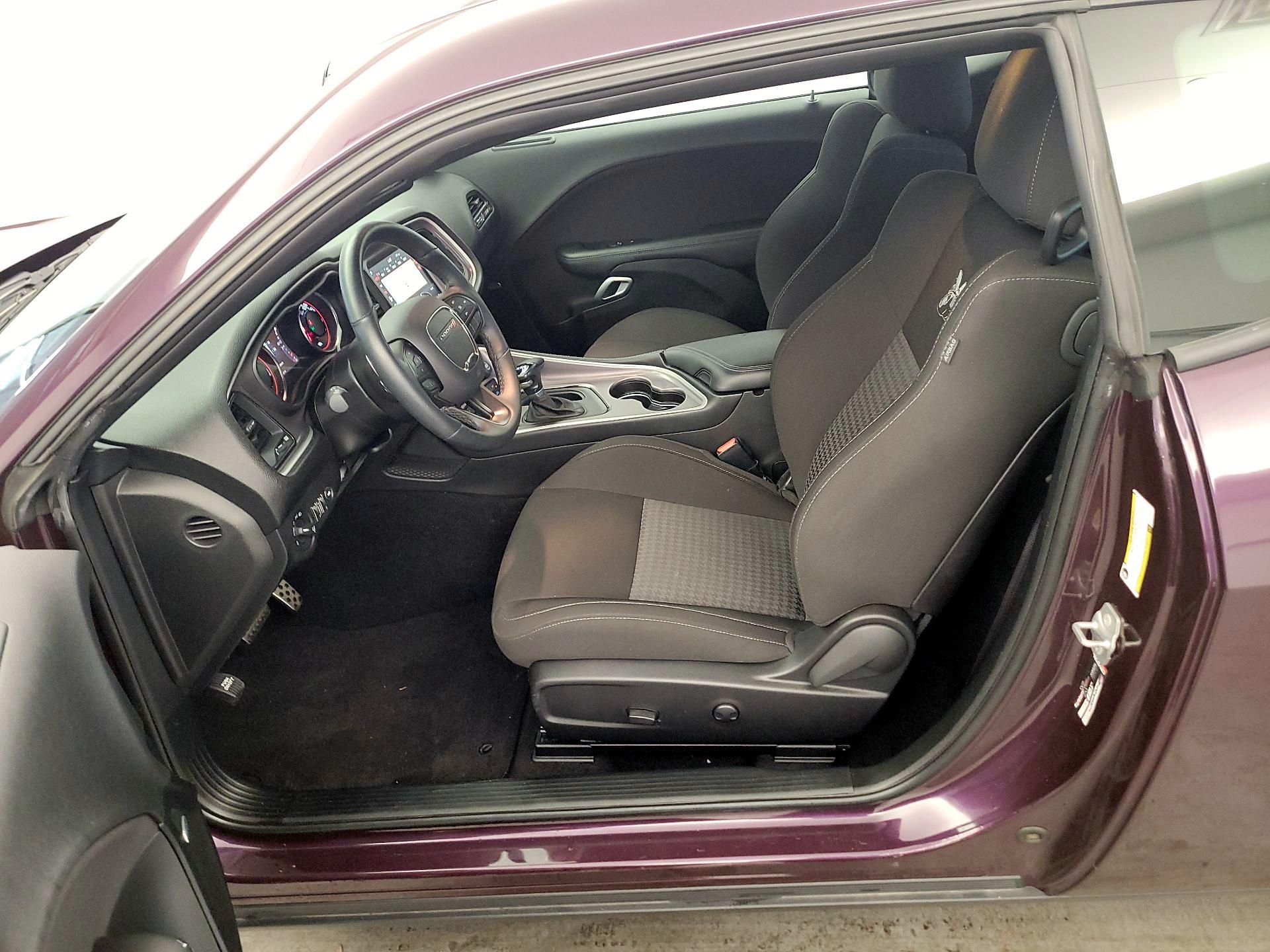 Thumbnail: 2022 Dodge Challenger - 11