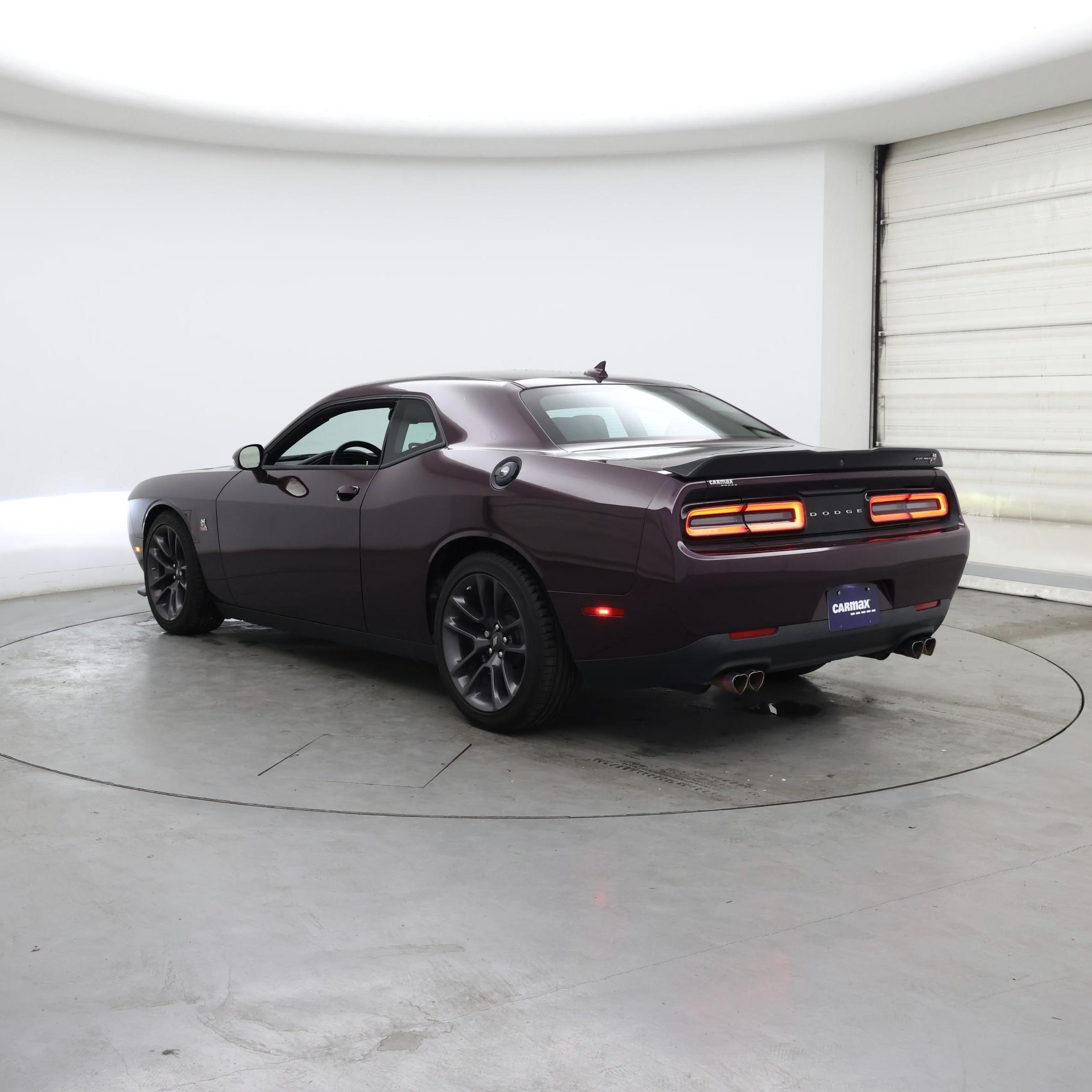 Thumbnail: 2022 Dodge Challenger - 2