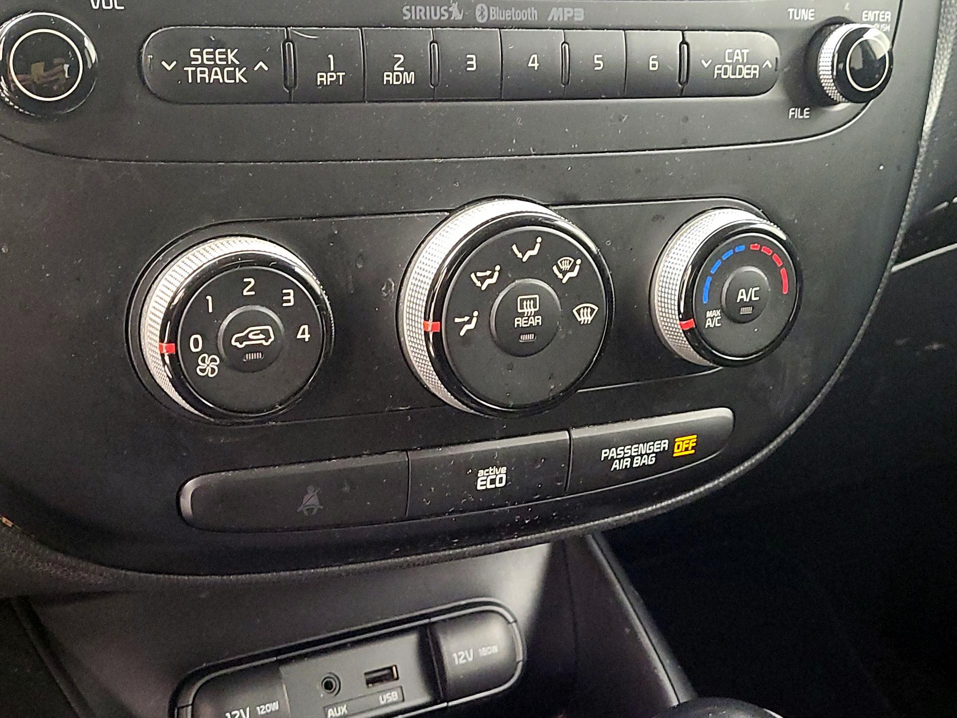 Thumbnail: 2014 Kia Soul - 15