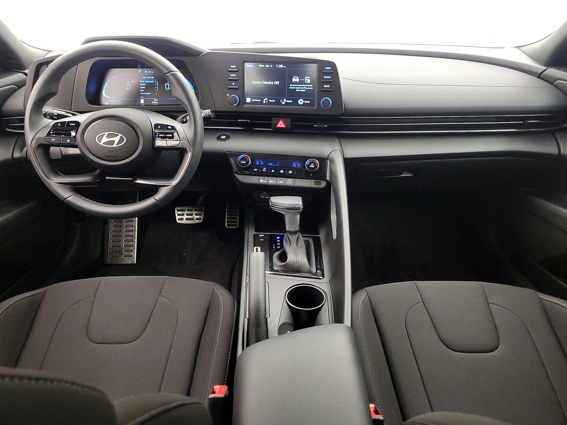 Thumbnail: 2025 Hyundai Elantra - 9