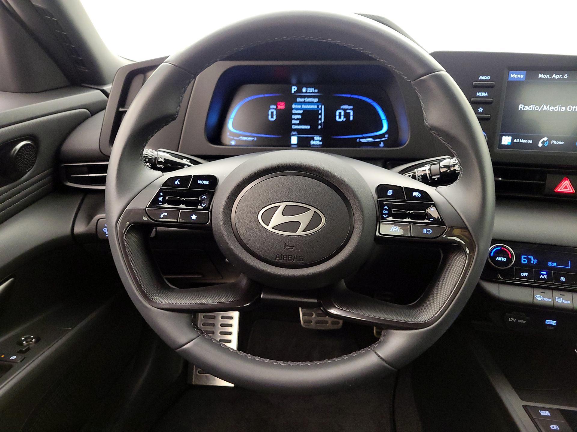 Thumbnail: 2025 Hyundai Elantra - 10