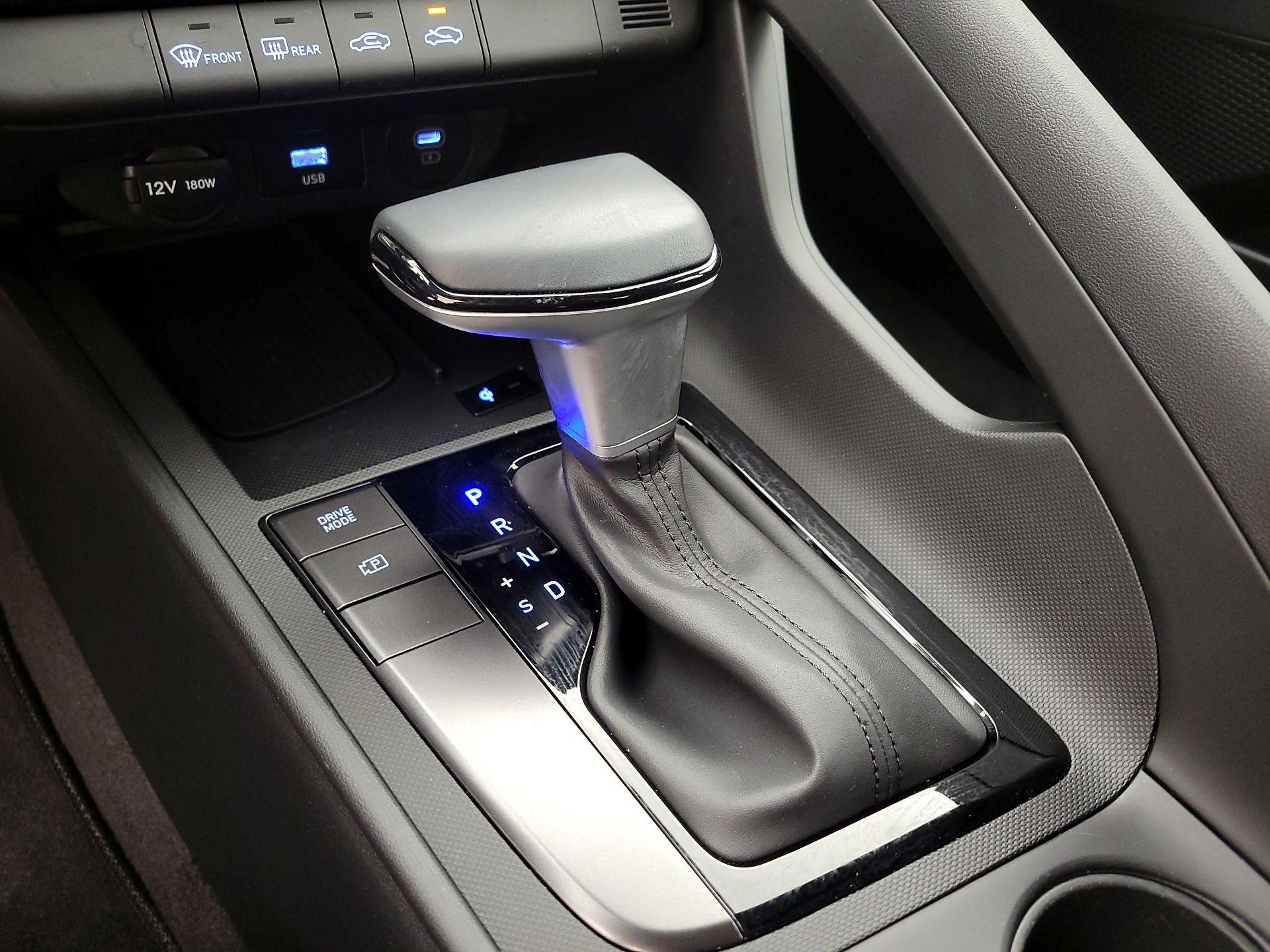 Thumbnail: 2025 Hyundai Elantra - 17