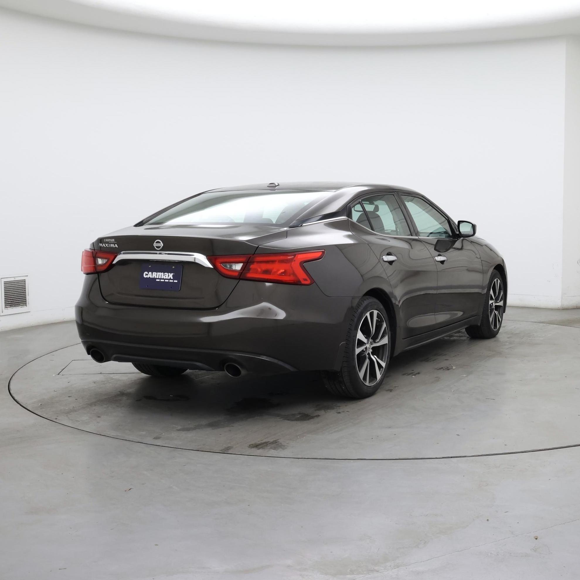 Thumbnail: 2016 Nissan Maxima - 8