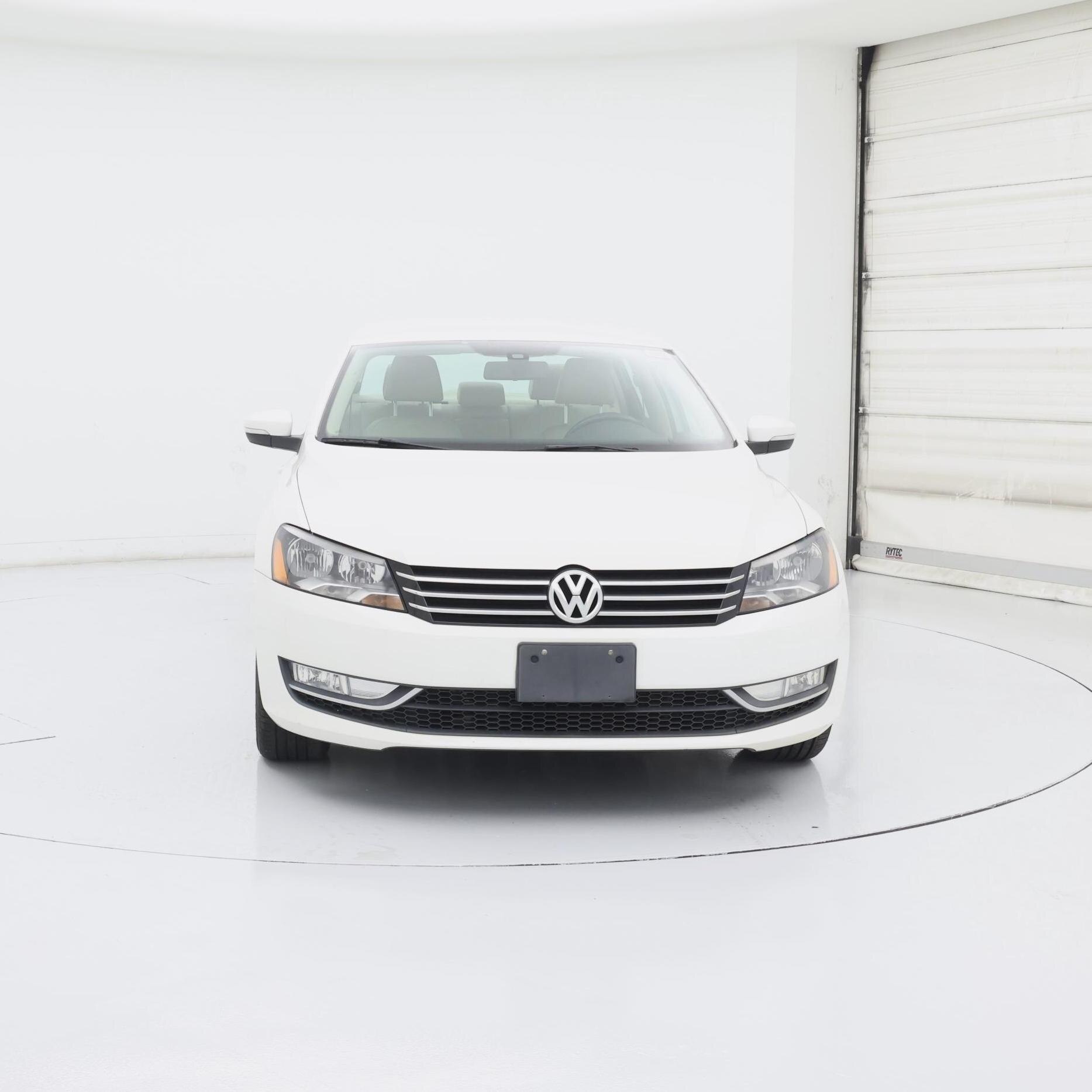 Thumbnail: 2015 Volkswagen Passat - 5