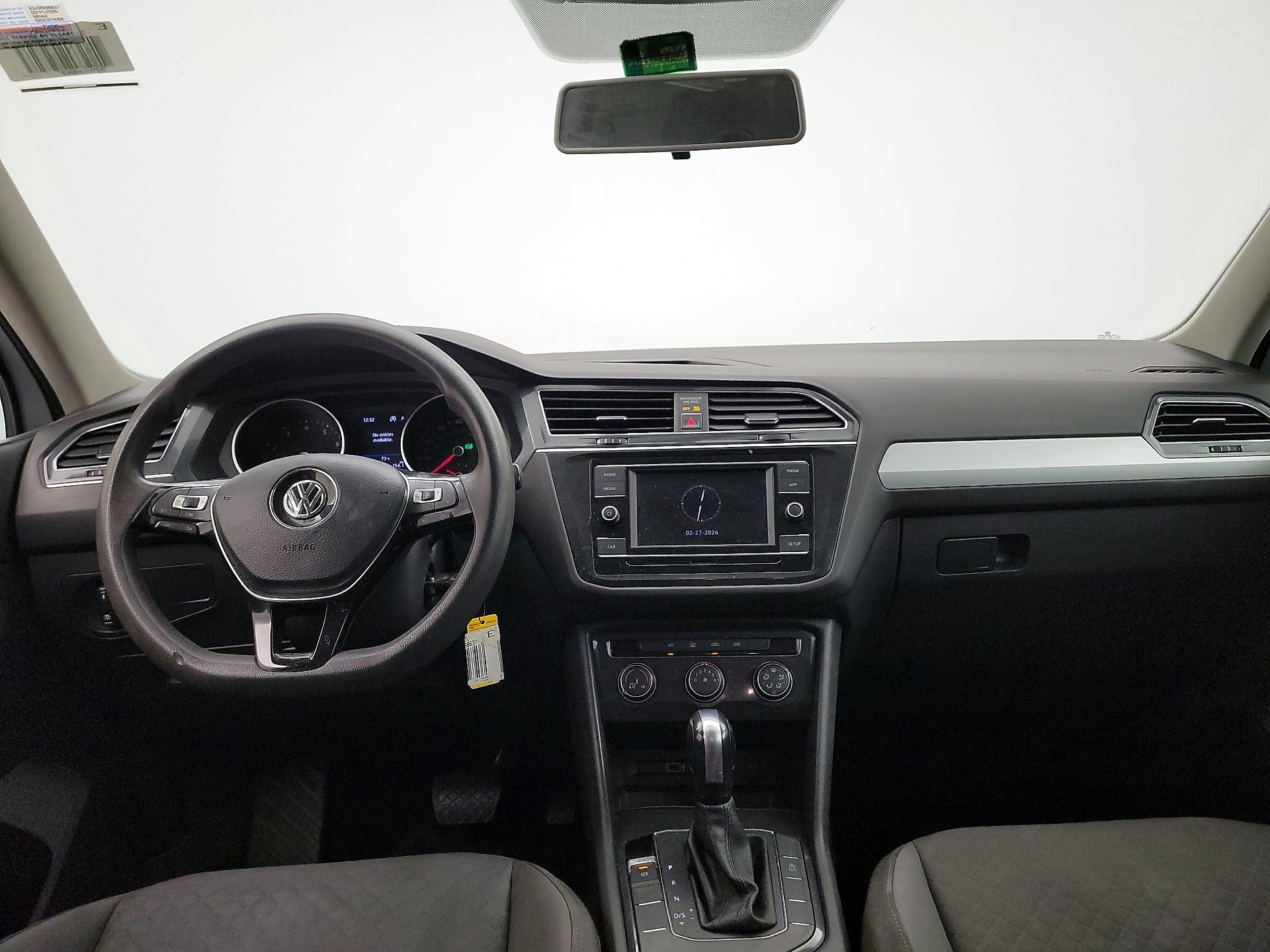 Thumbnail: 2018 Volkswagen Tiguan - 9