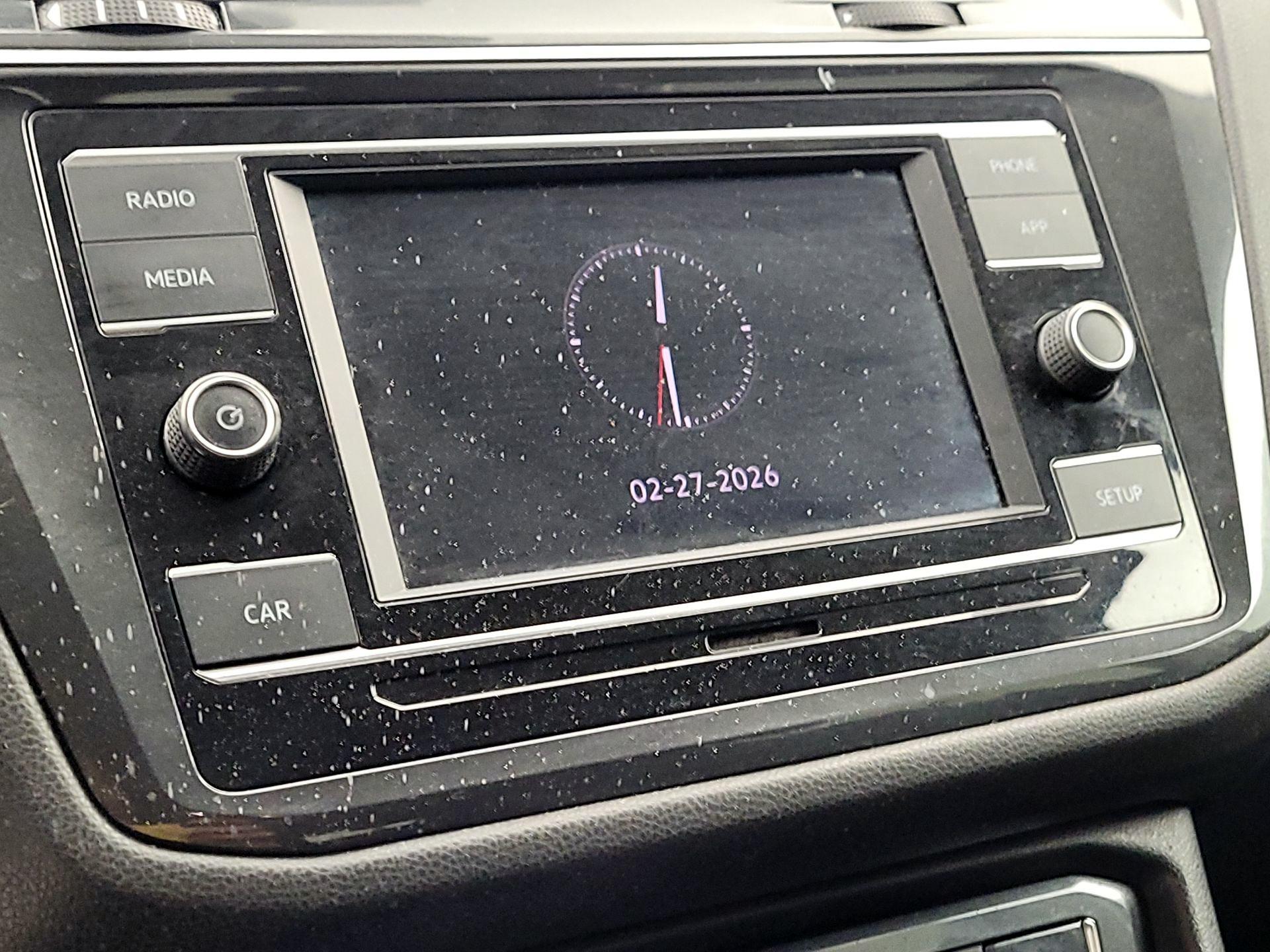 Thumbnail: 2018 Volkswagen Tiguan - 15