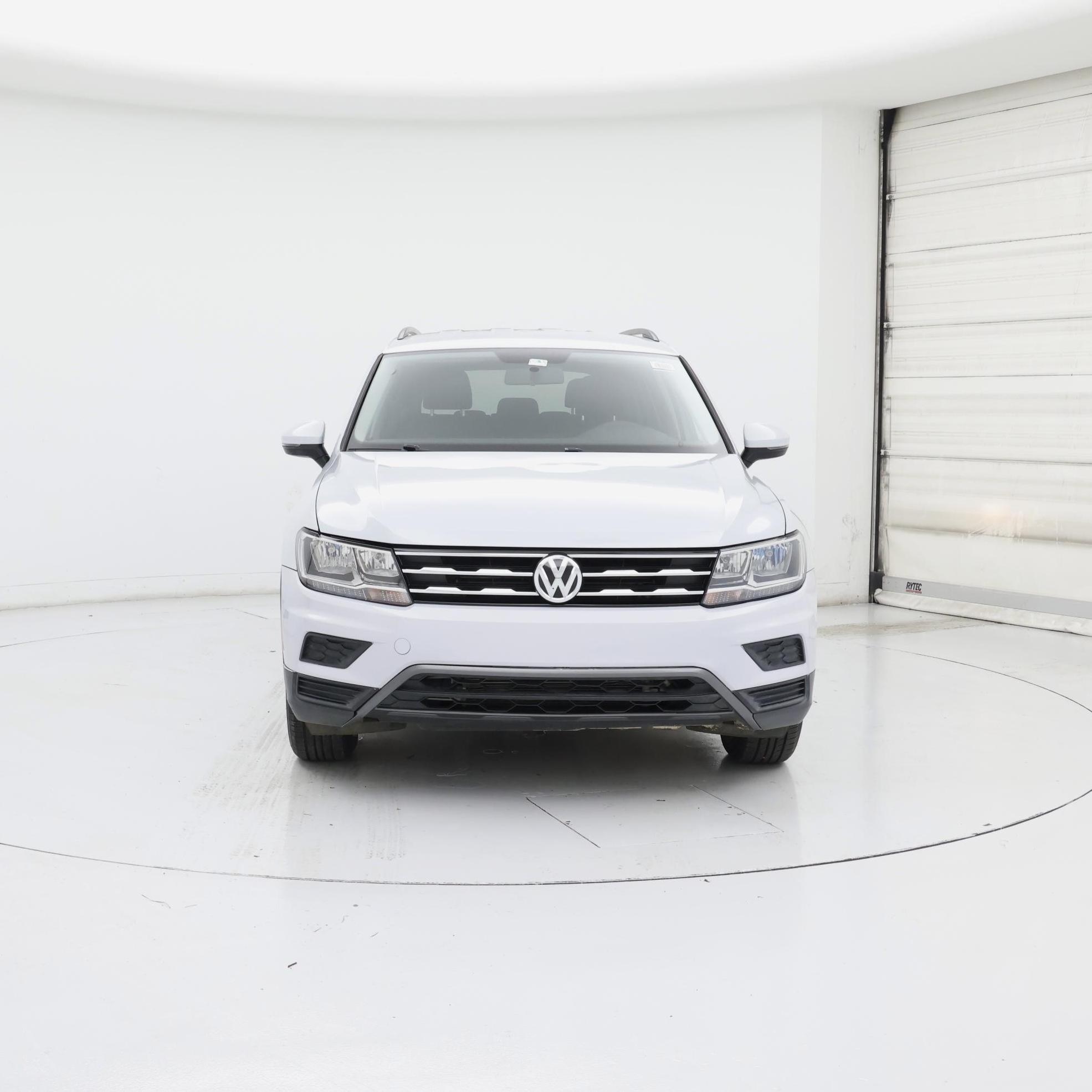 Thumbnail: 2018 Volkswagen Tiguan - 5