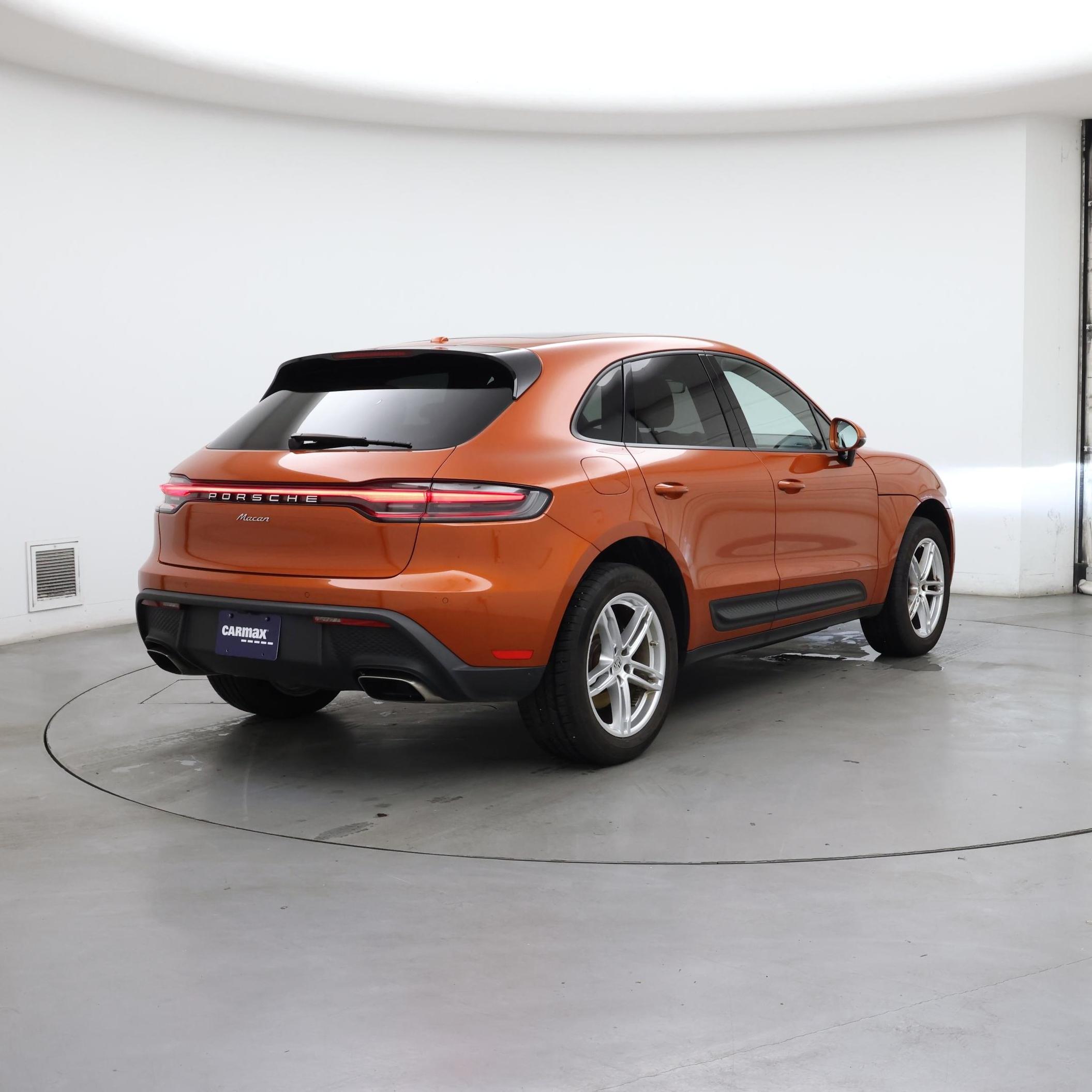 Thumbnail: 2023 Porsche Macan - 8