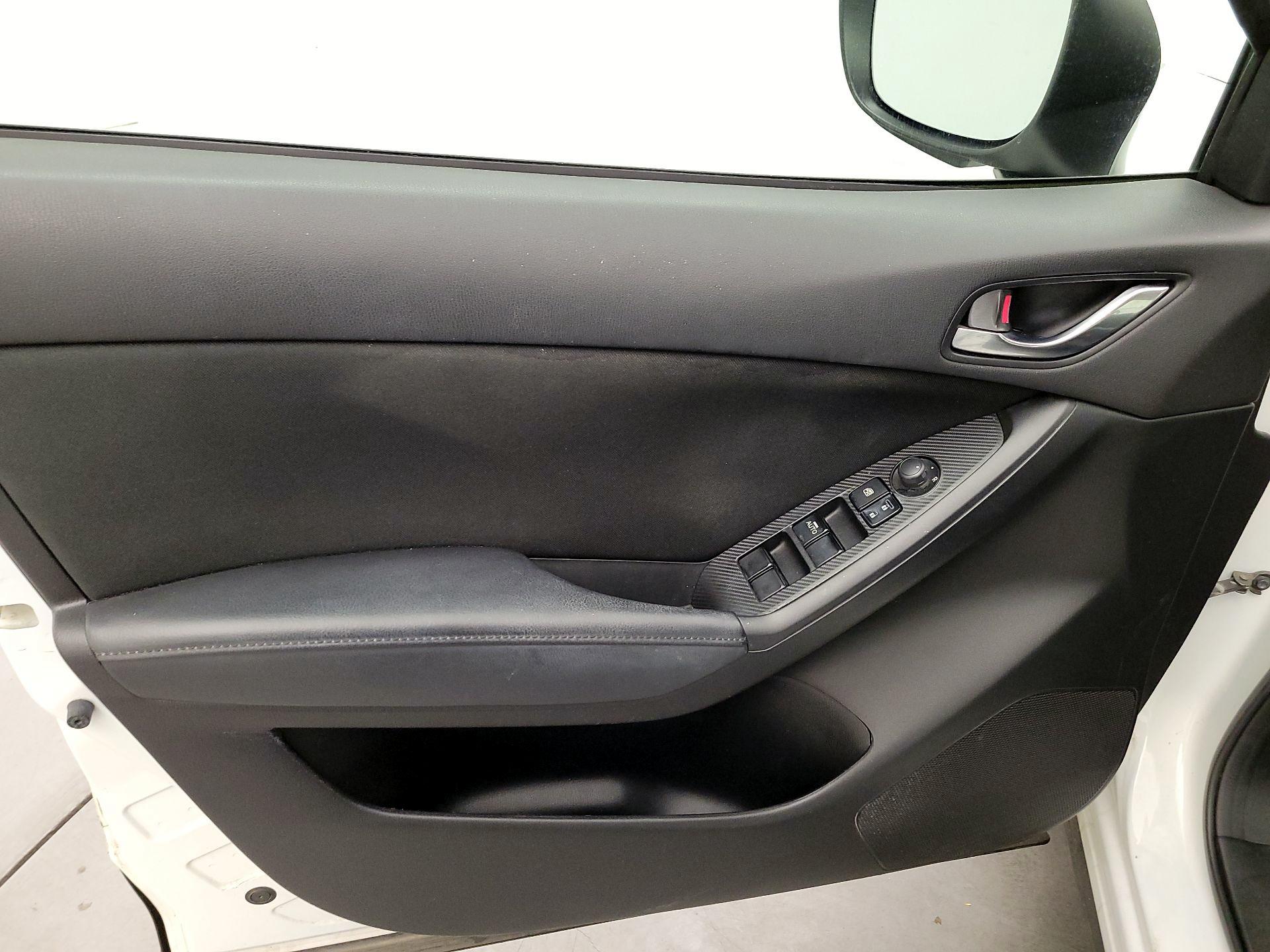 Thumbnail: 2016 Mazda CX-5 - 12