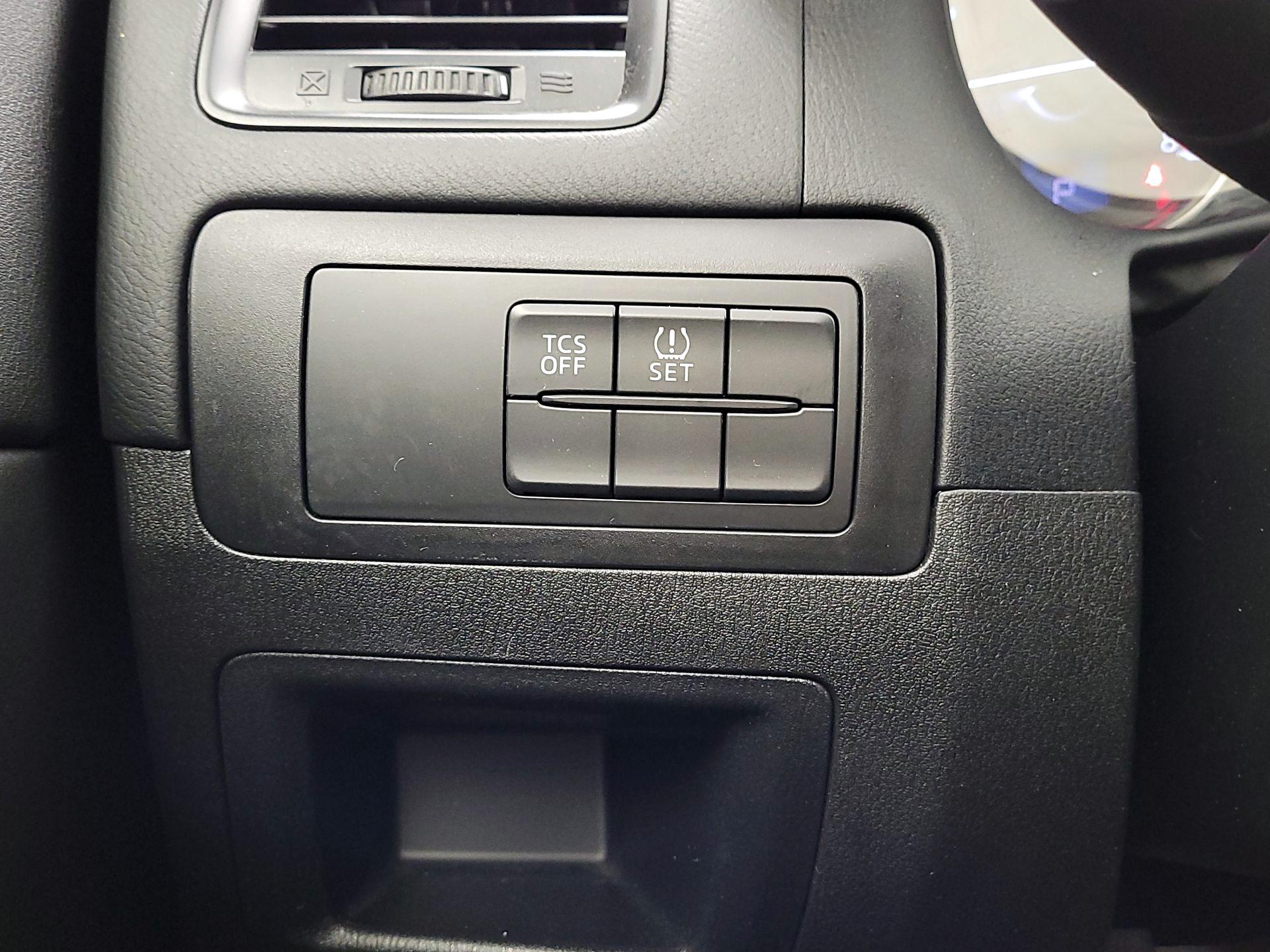 Thumbnail: 2016 Mazda CX-5 - 13