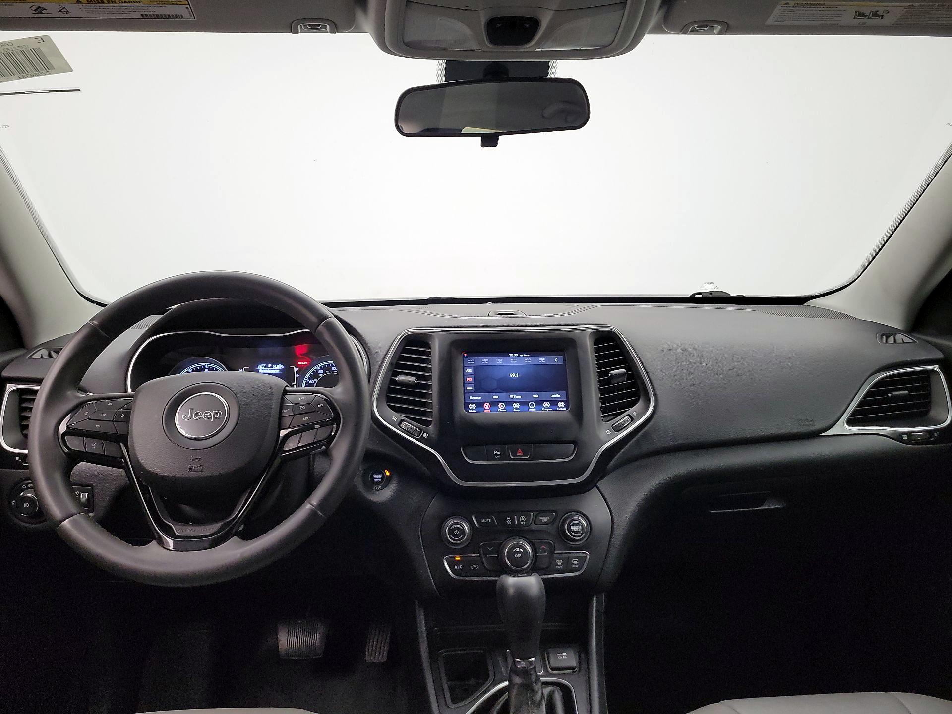 Thumbnail: 2020 Jeep Cherokee - 9