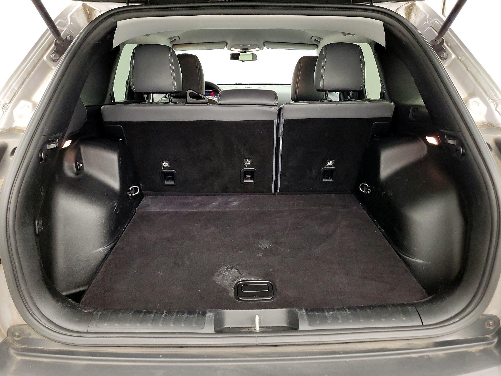 Thumbnail: 2020 Jeep Cherokee - 20