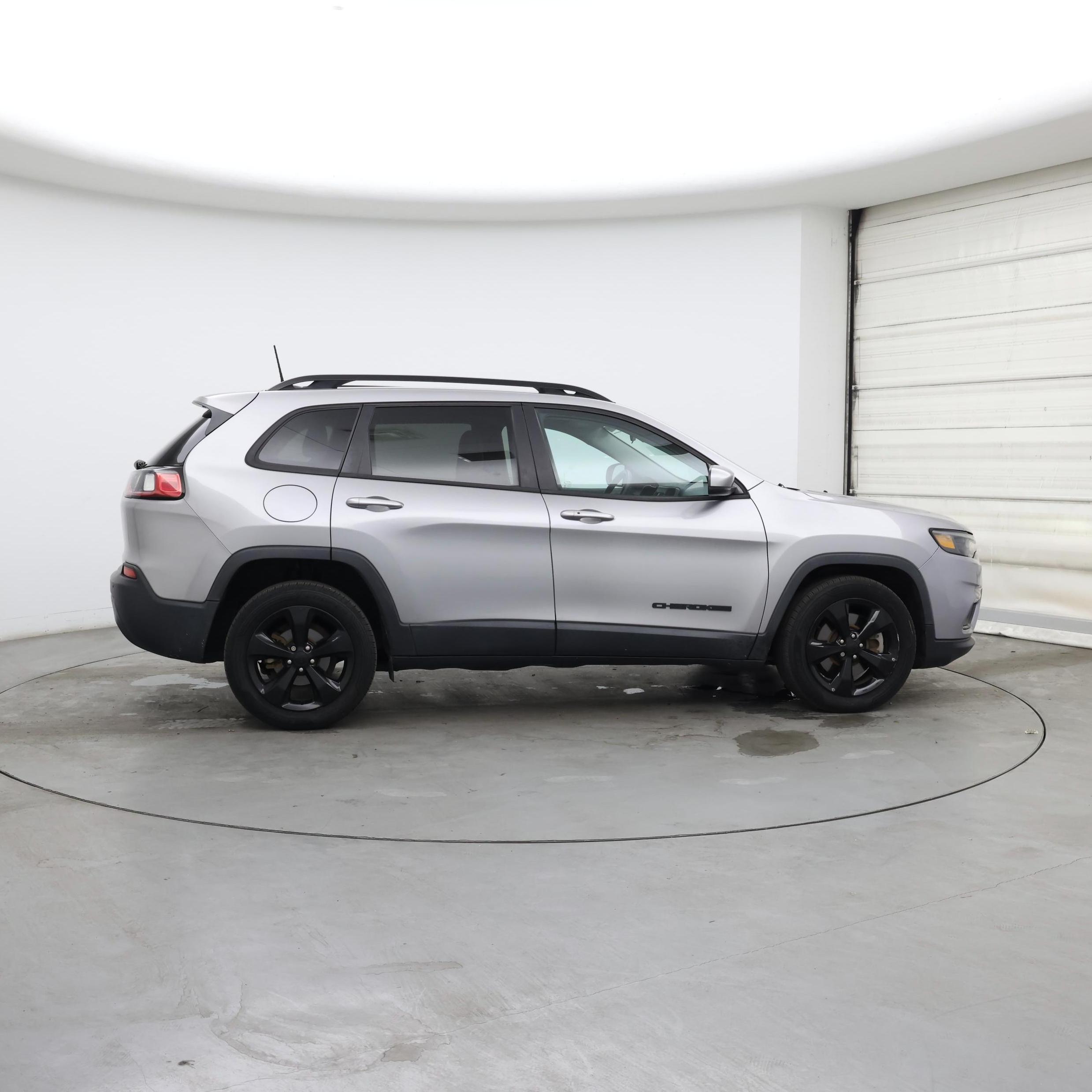 Thumbnail: 2020 Jeep Cherokee - 7