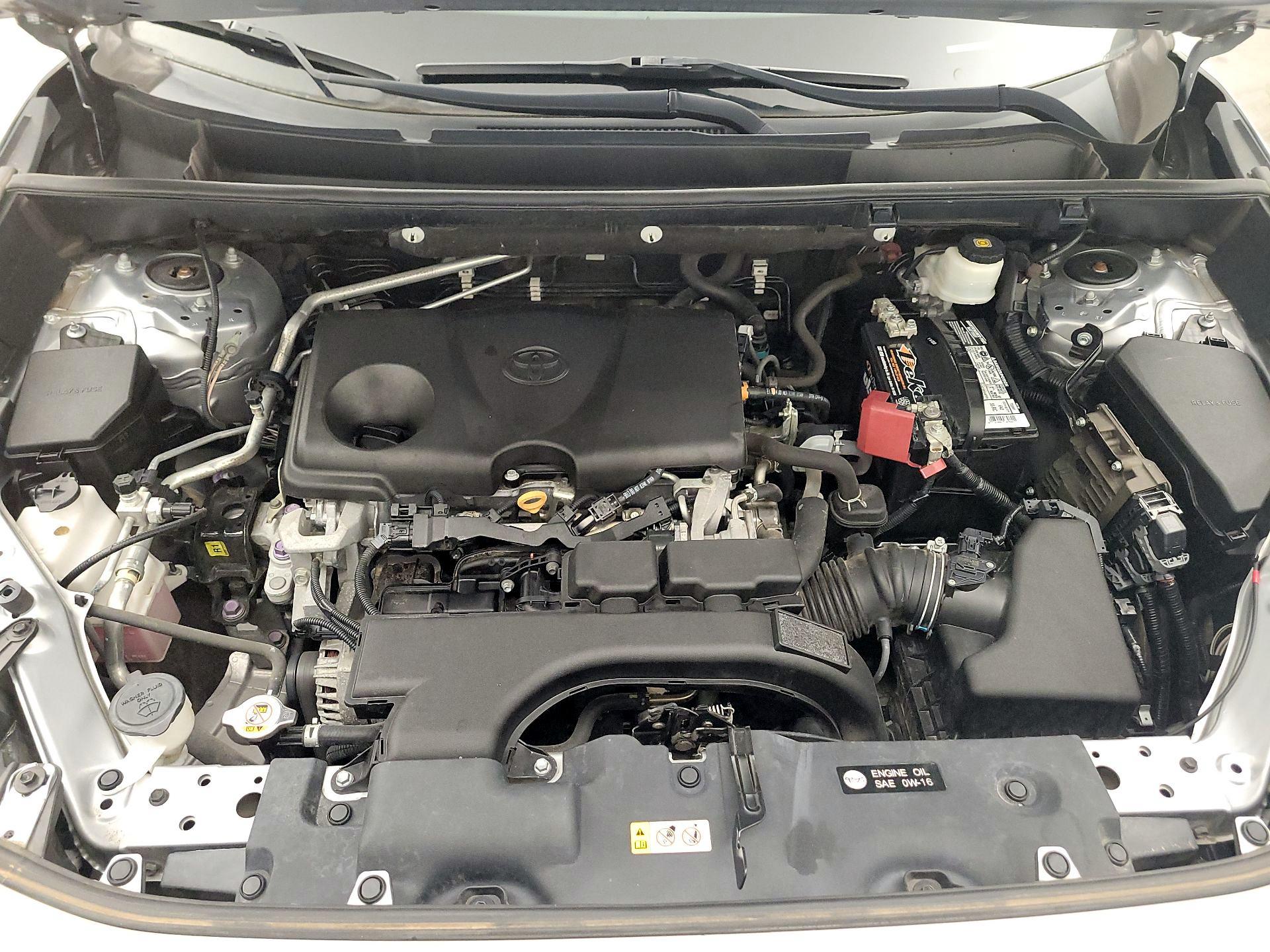 Thumbnail: 2019 Toyota RAV4 - 20