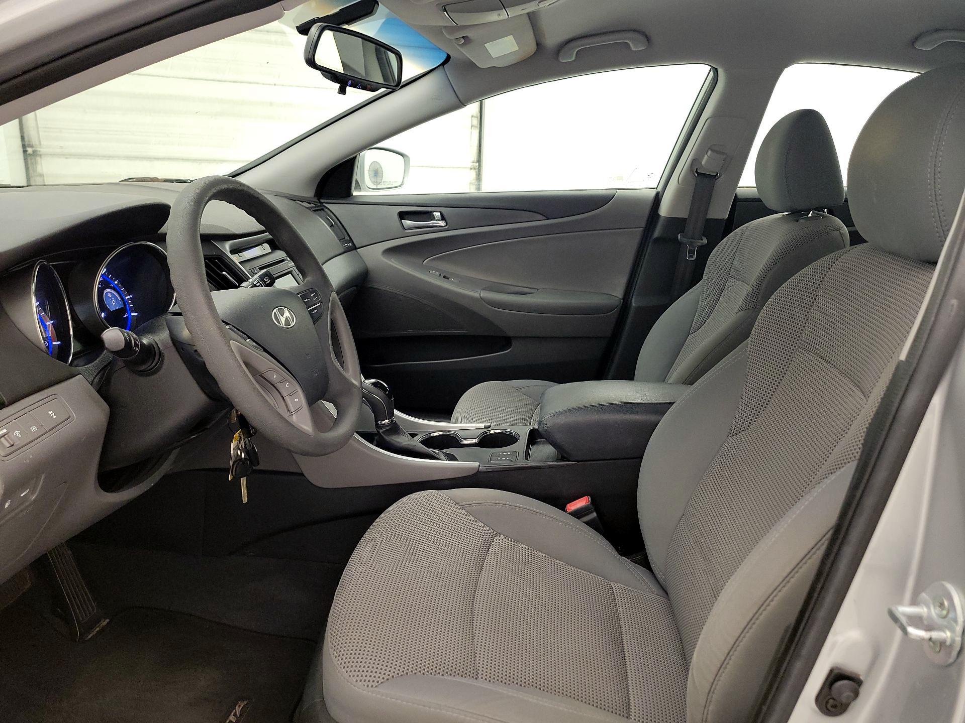 Thumbnail: 2014 Hyundai Sonata - 11