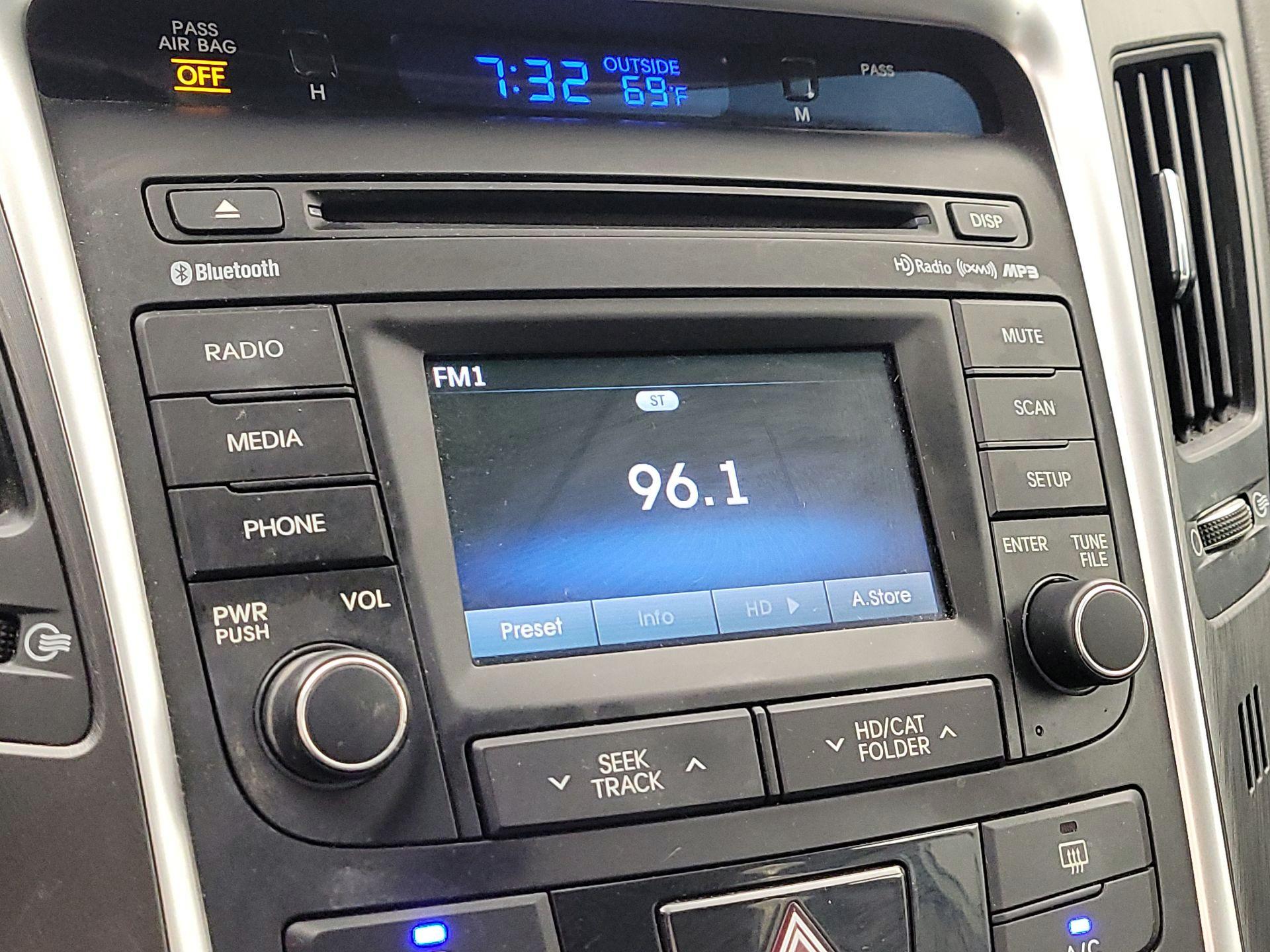 Thumbnail: 2014 Hyundai Sonata - 15