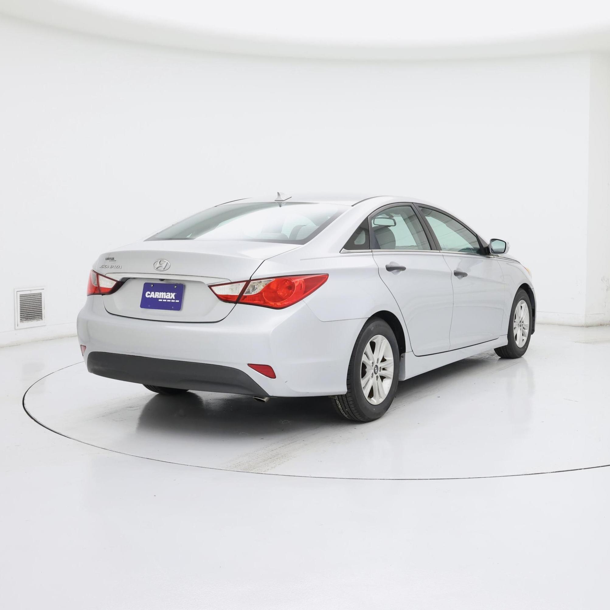 Thumbnail: 2014 Hyundai Sonata - 8