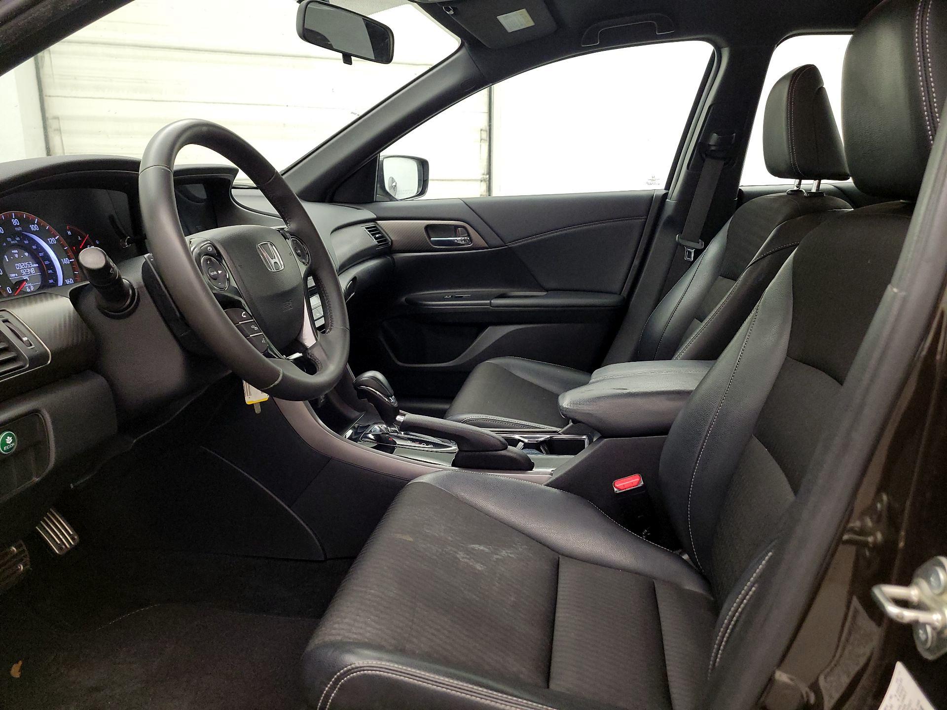 Thumbnail: 2016 Honda Accord - 11