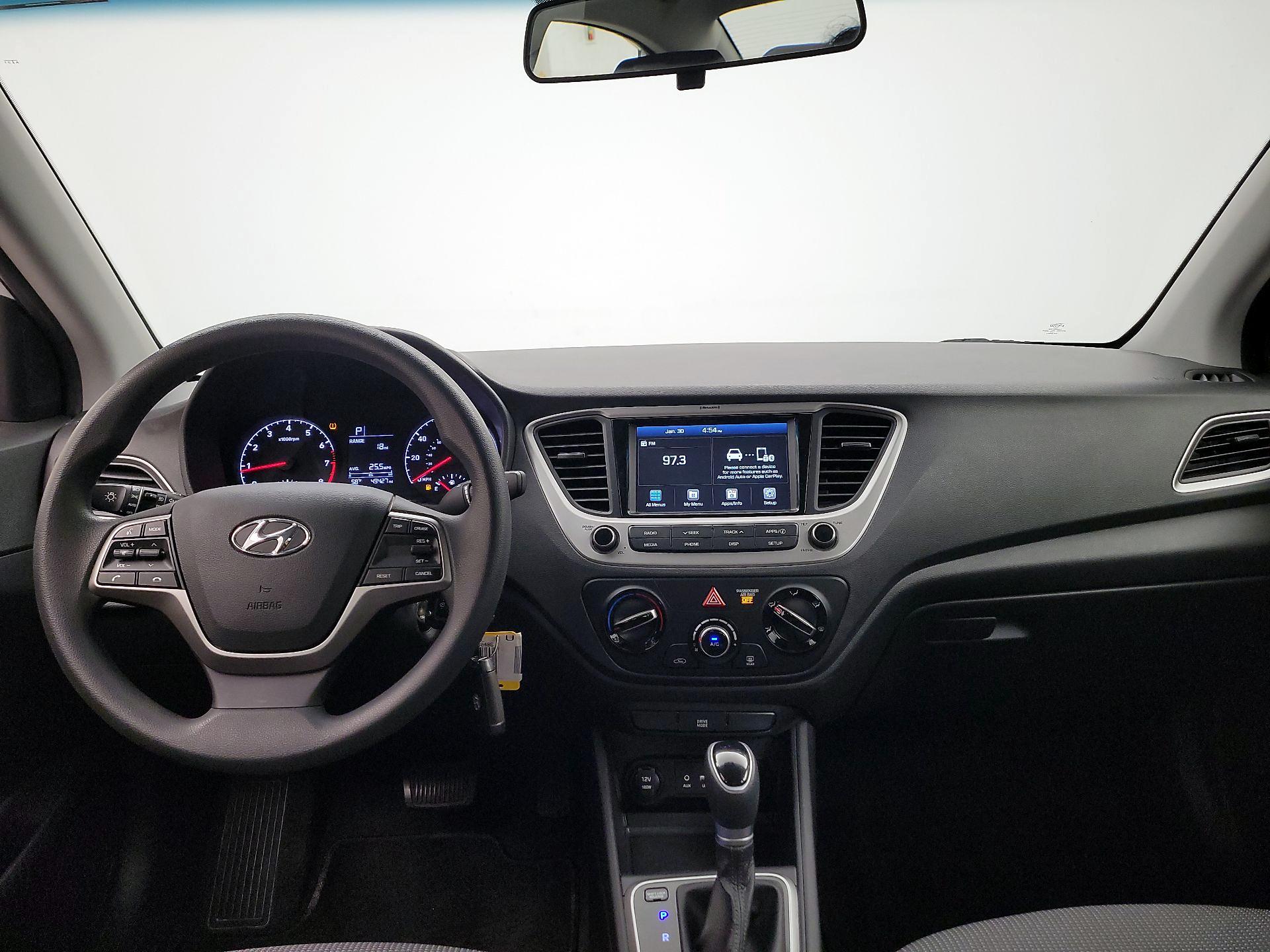 Thumbnail: 2022 Hyundai Accent - 9