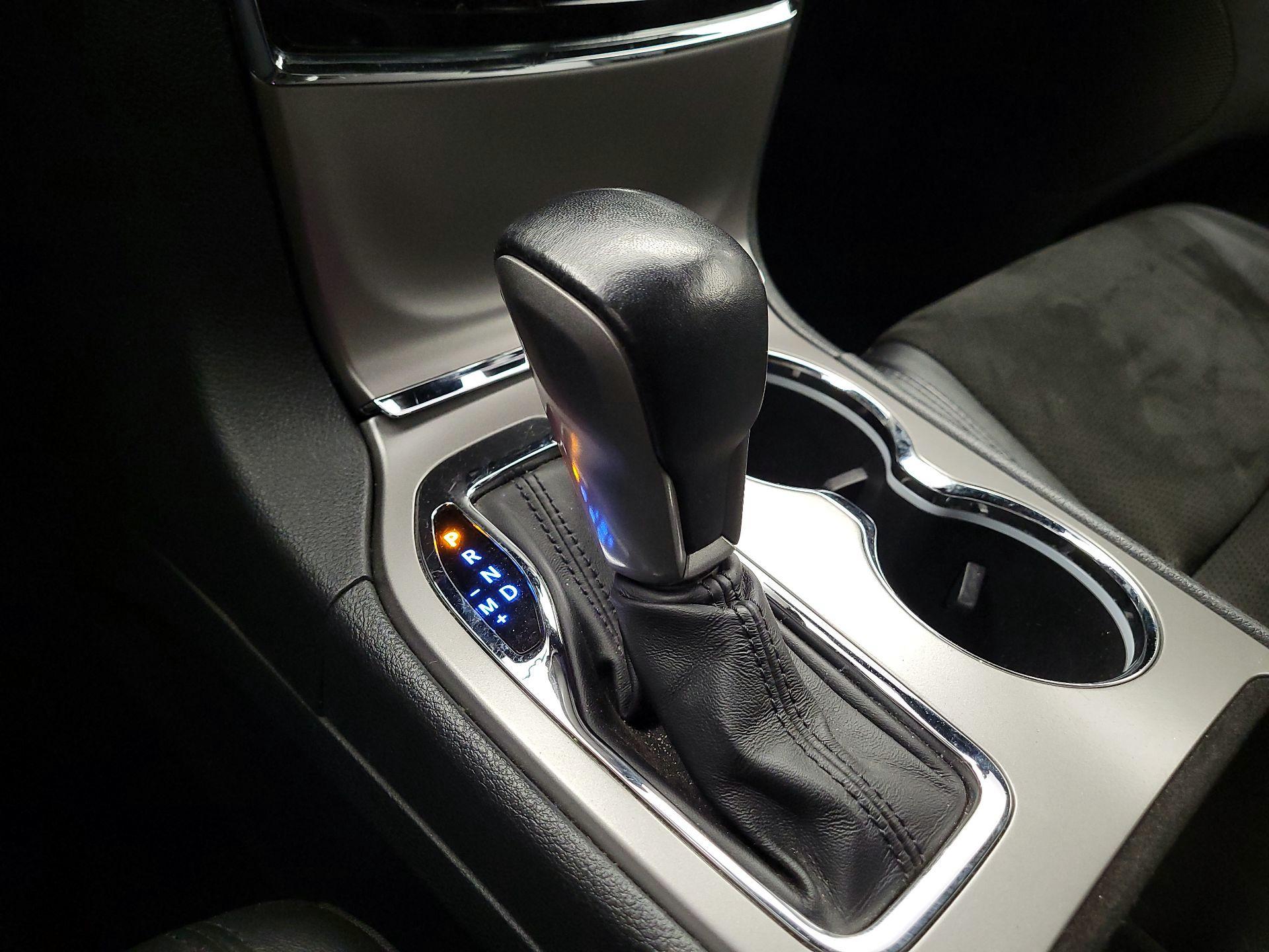 Thumbnail: 2020 Jeep Grand Cherokee - 18