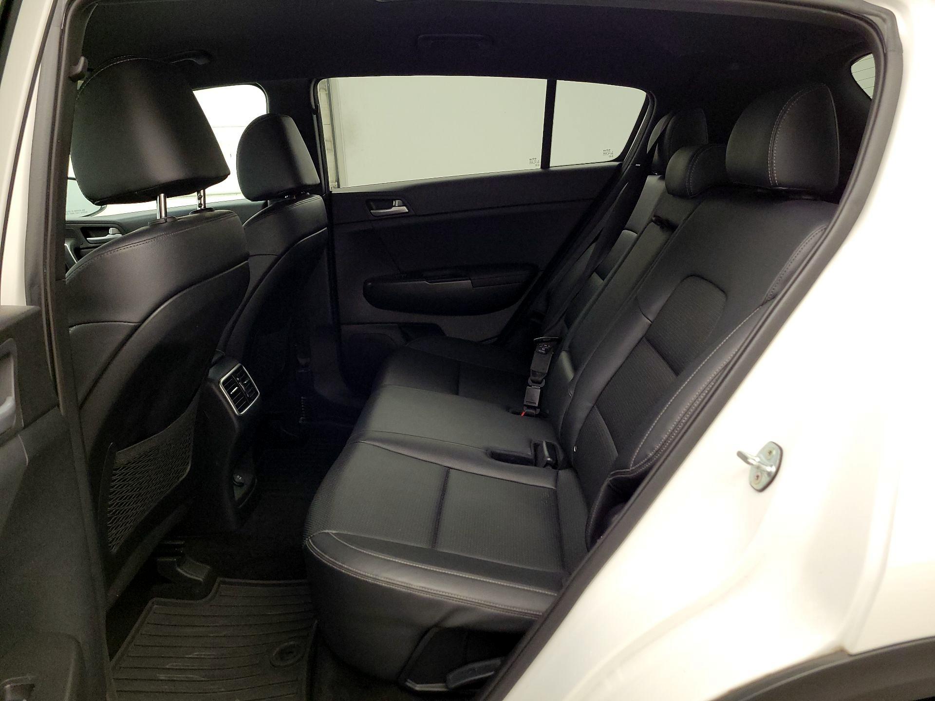 Thumbnail: 2020 Kia Sportage - 19