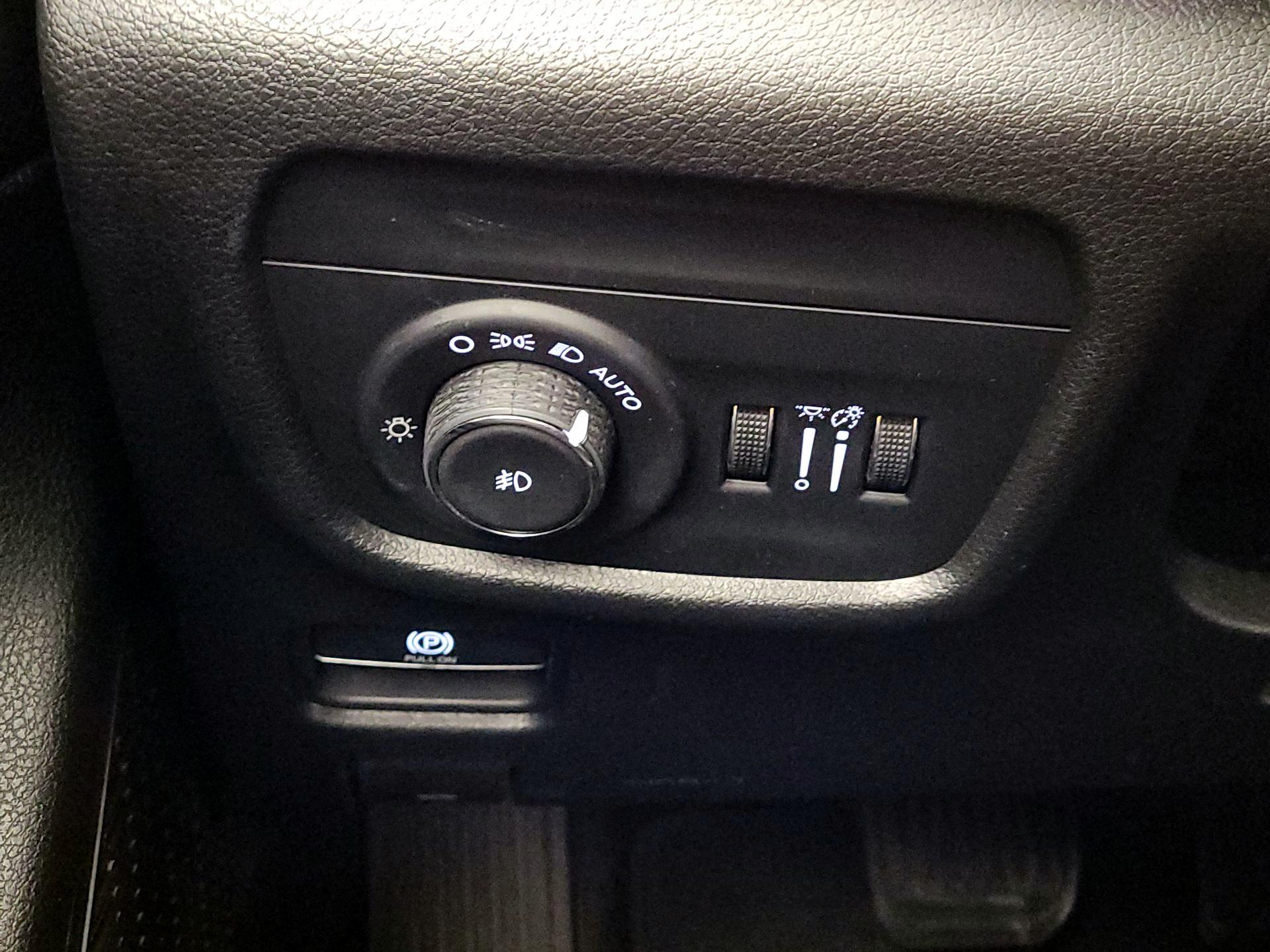 Thumbnail: 2023 Jeep Grand Cherokee - 13