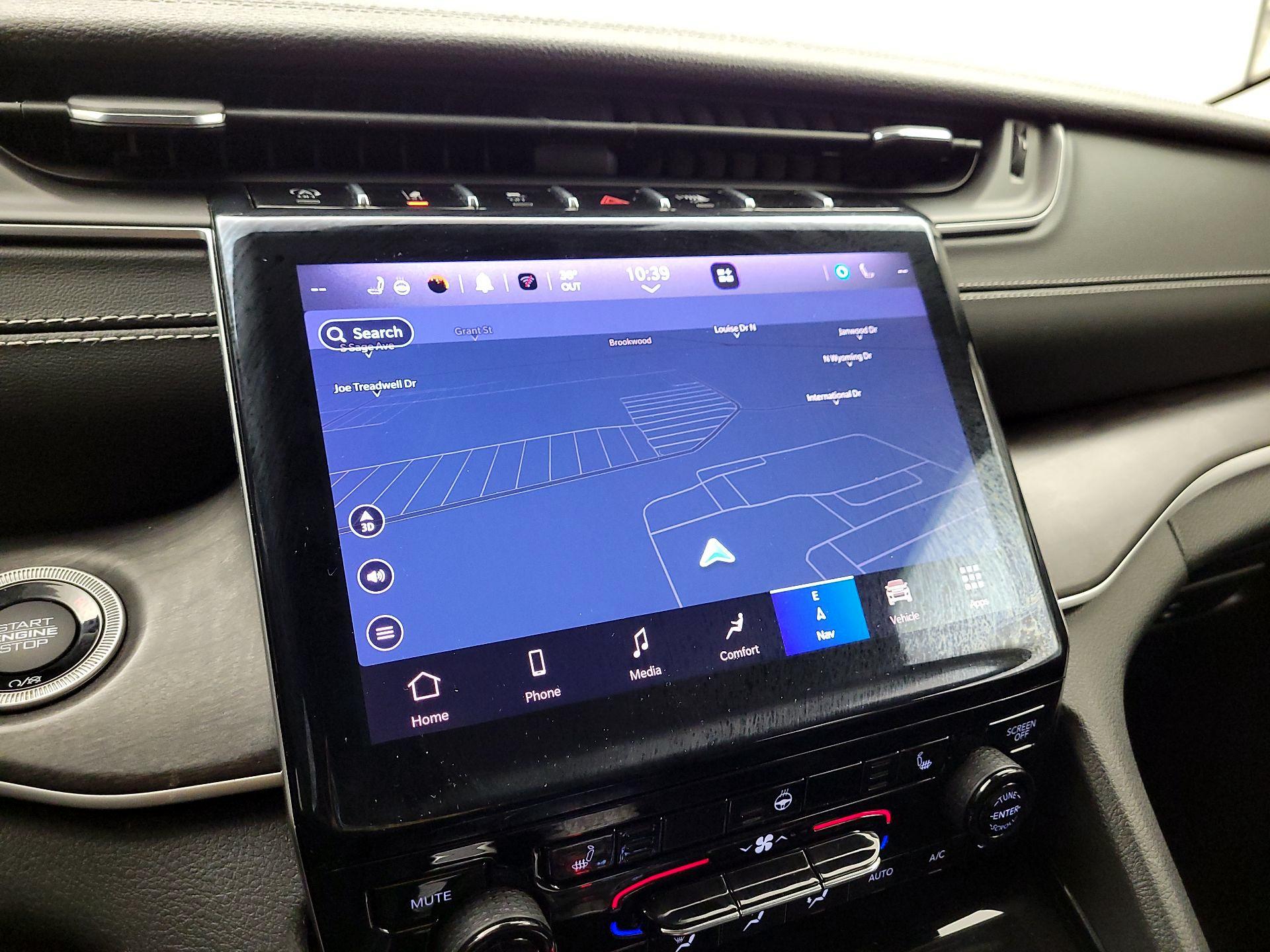 Thumbnail: 2023 Jeep Grand Cherokee - 14