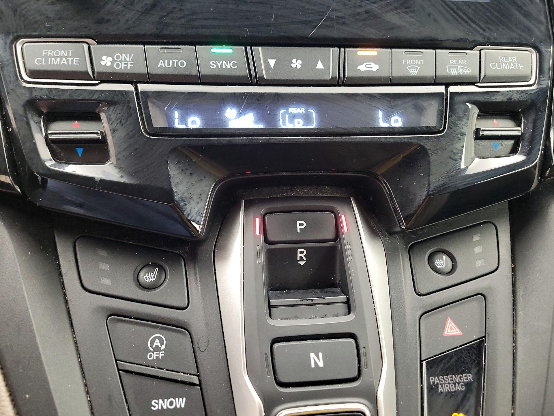 Thumbnail: 2020 Honda Odyssey - 16