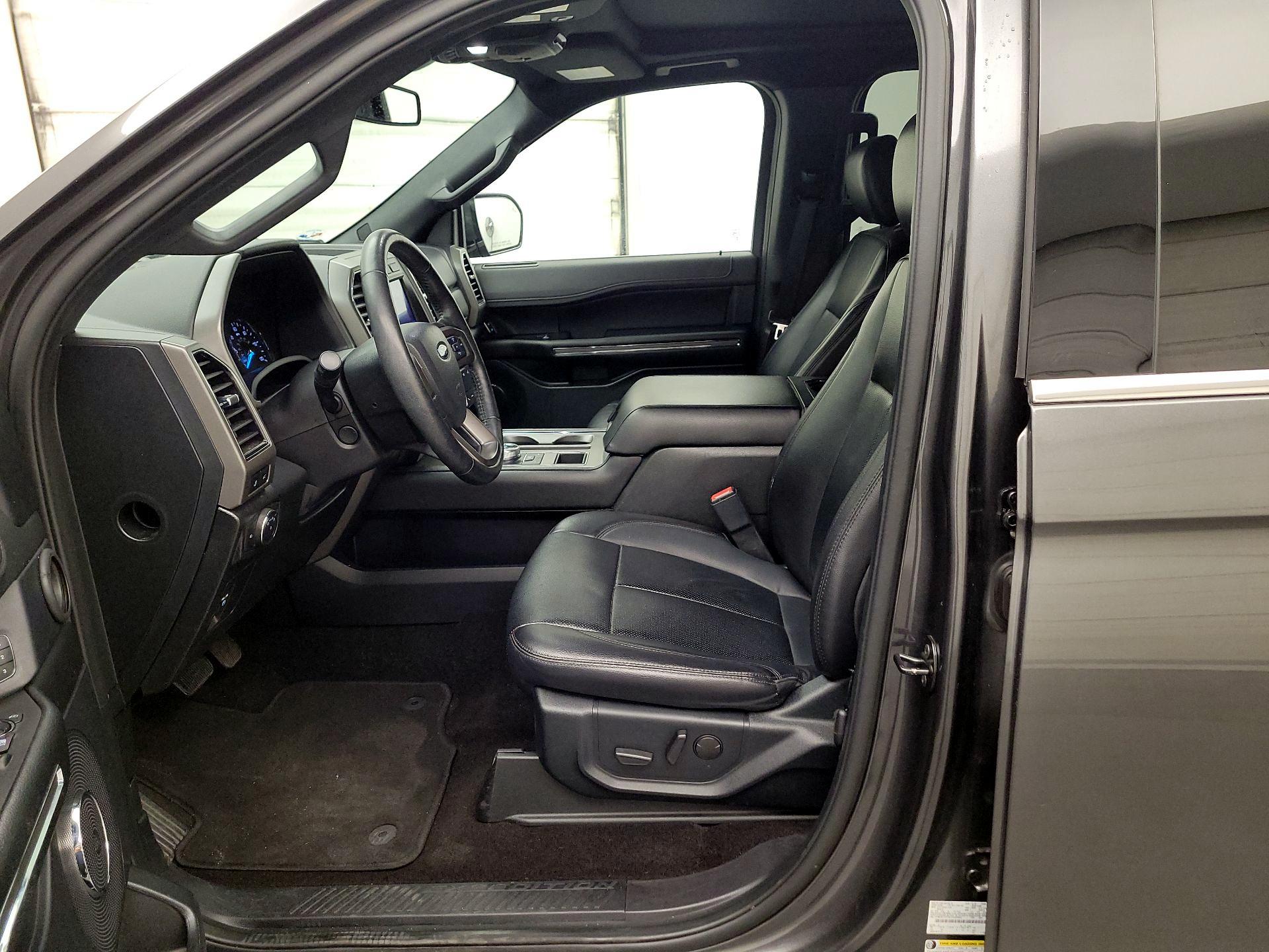 Thumbnail: 2020 Ford Expedition - 11