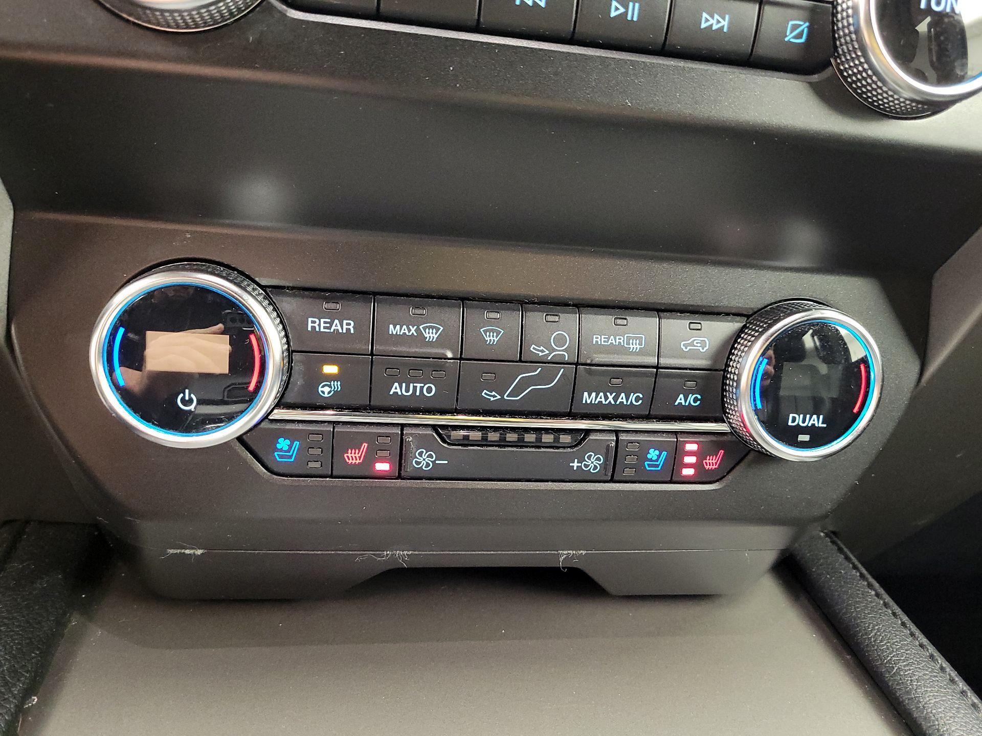 Thumbnail: 2020 Ford Expedition - 14