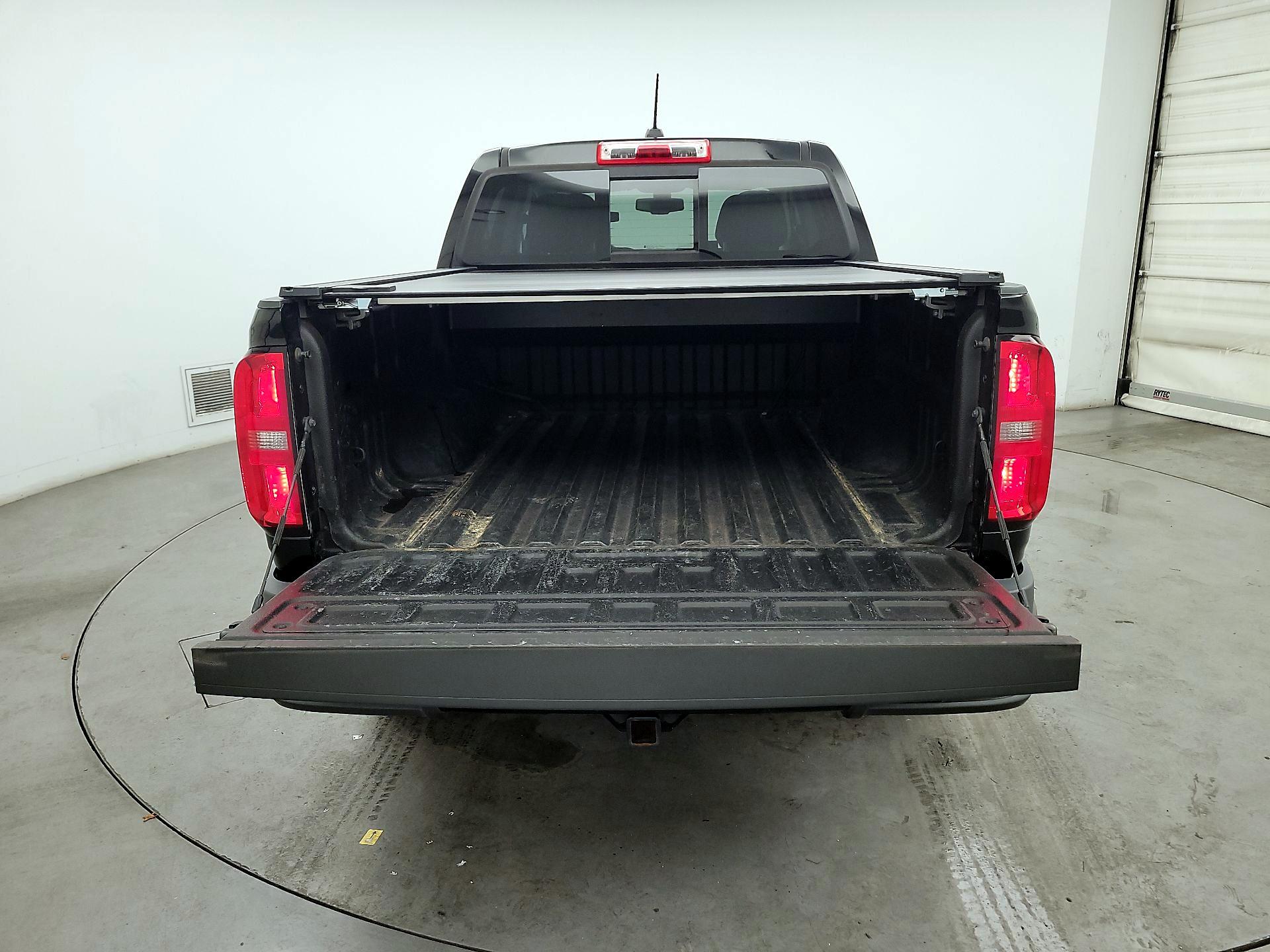 Thumbnail: 2018 Chevrolet Colorado - 19