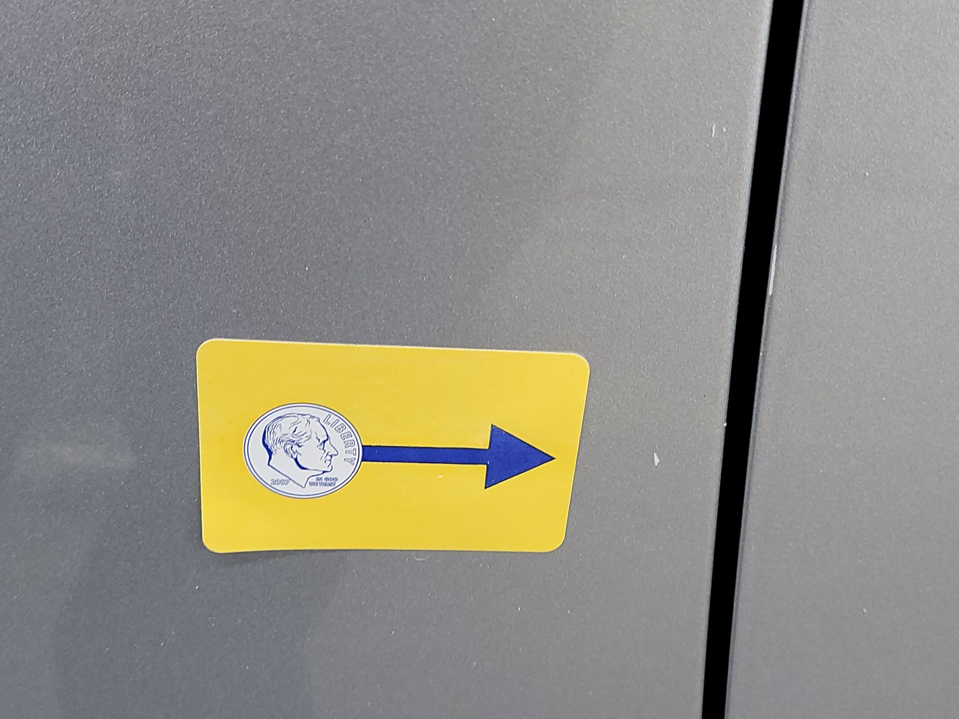 Thumbnail: 2015 Volkswagen Beetle - 19