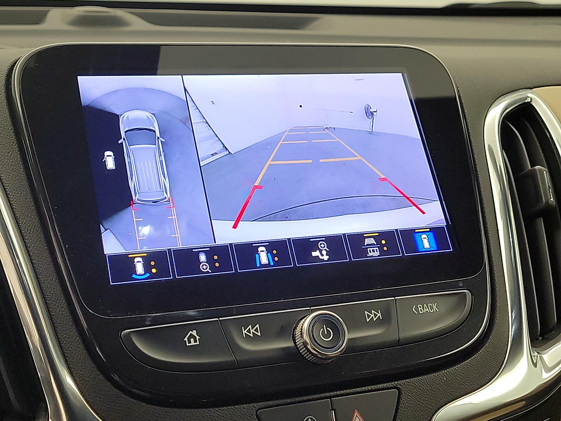 Thumbnail: 2022 Chevrolet Equinox - 14