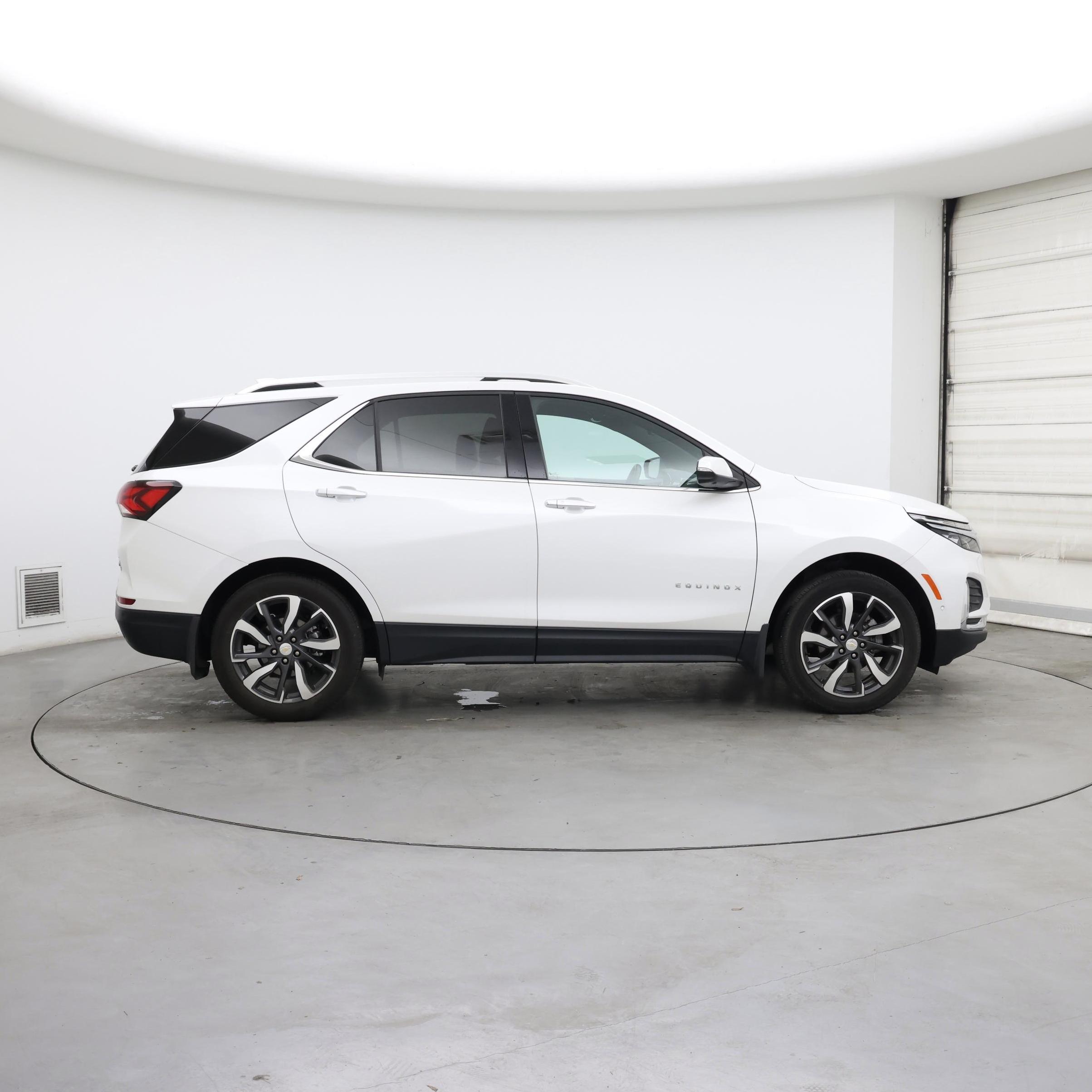 Thumbnail: 2022 Chevrolet Equinox - 7