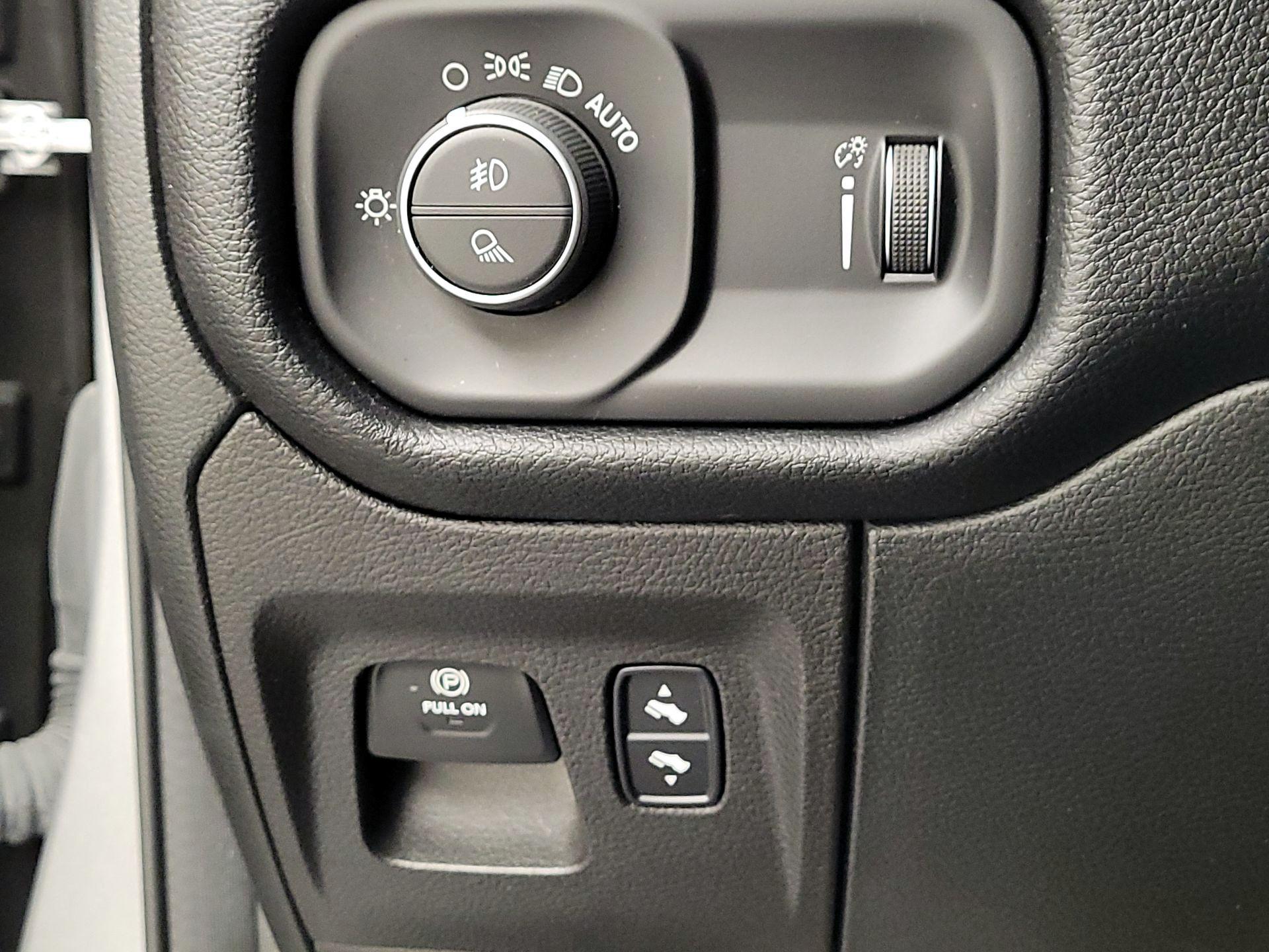 Thumbnail: 2022 RAM 1500 - 13