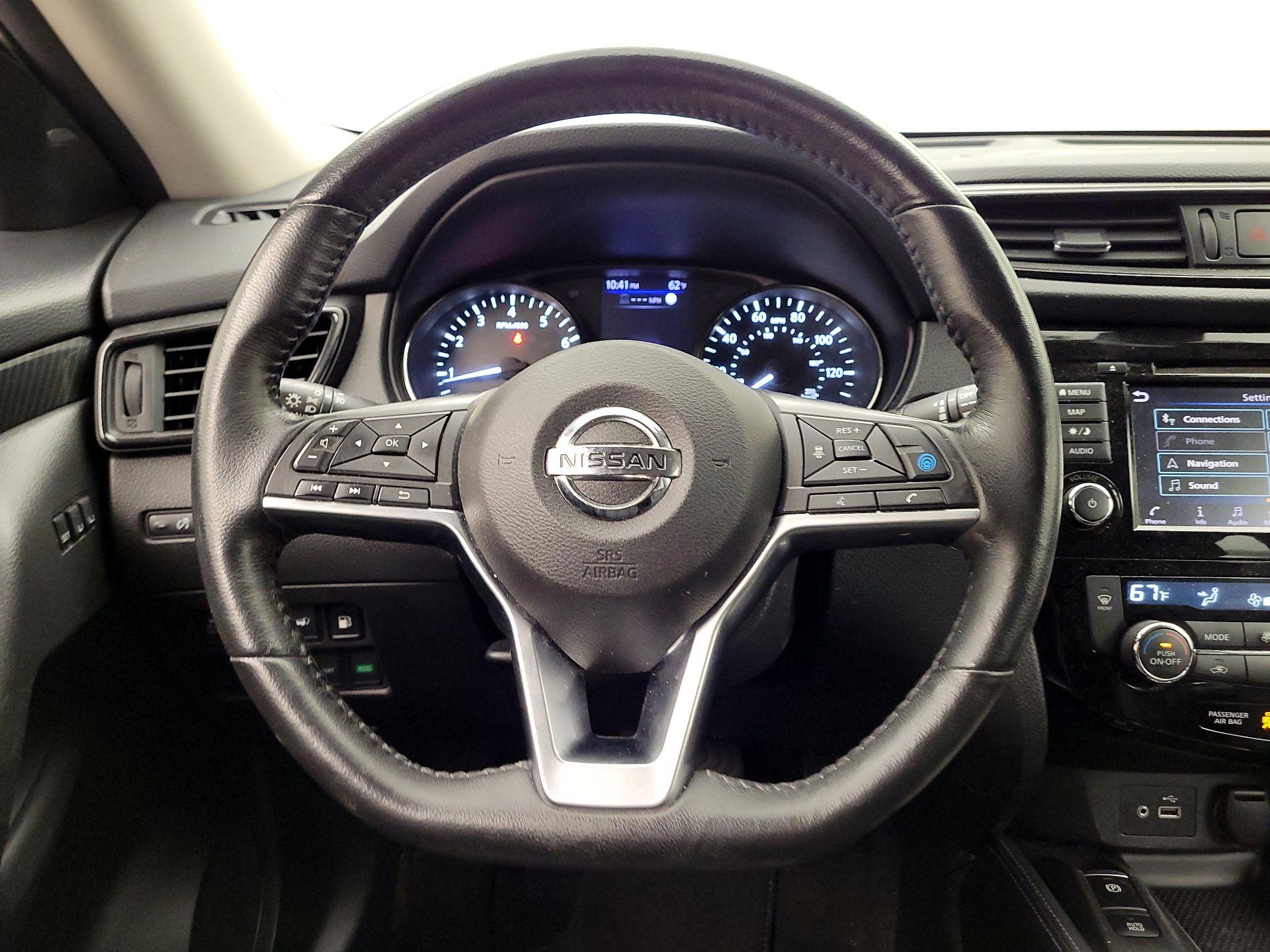 Thumbnail: 2018 Nissan Rogue - 10