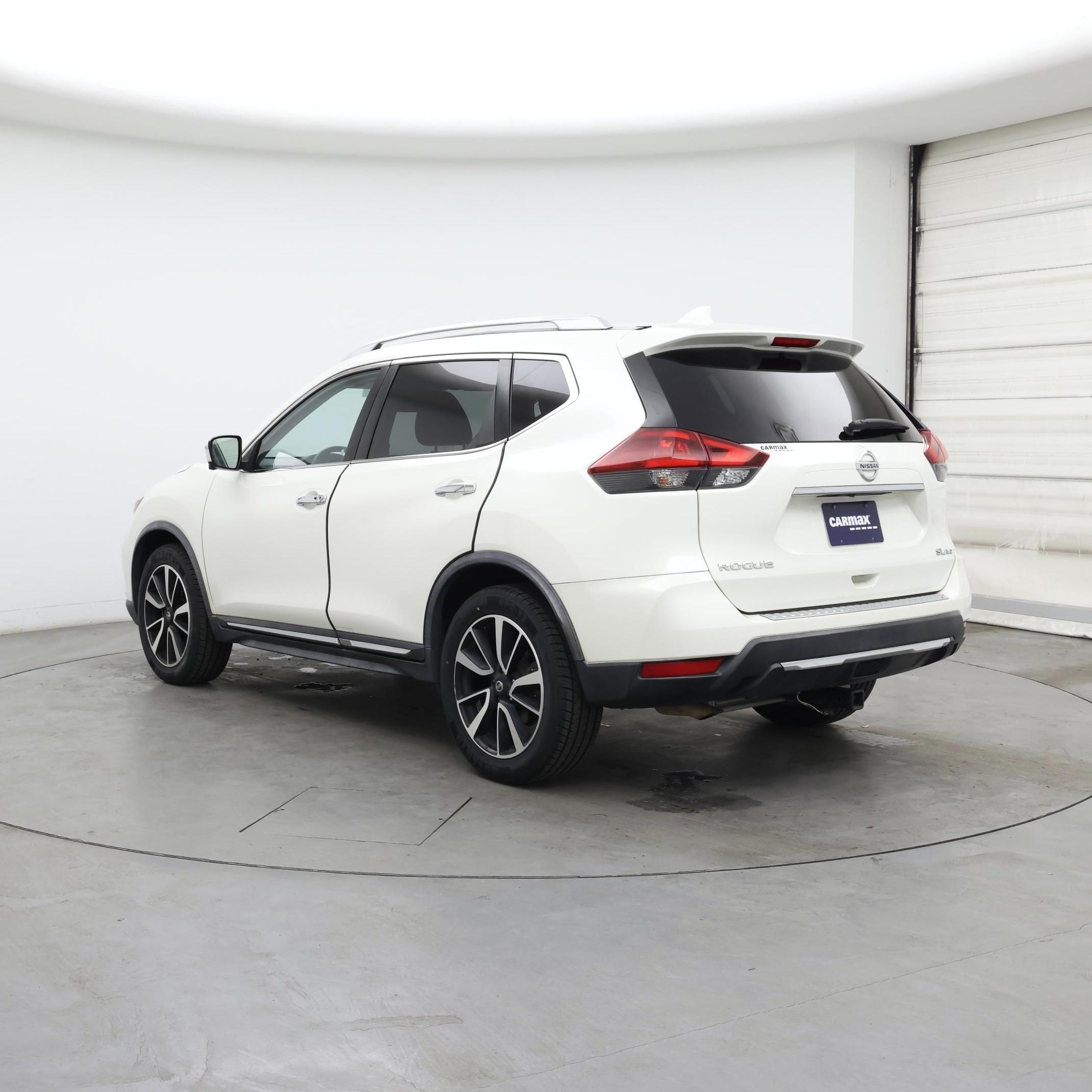 Thumbnail: 2018 Nissan Rogue - 2