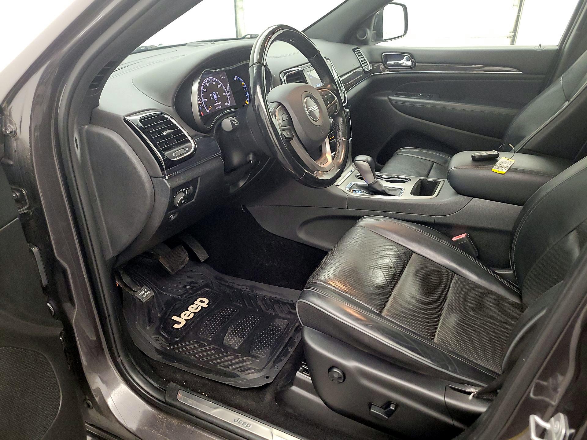 Thumbnail: 2020 Jeep Grand Cherokee - 11