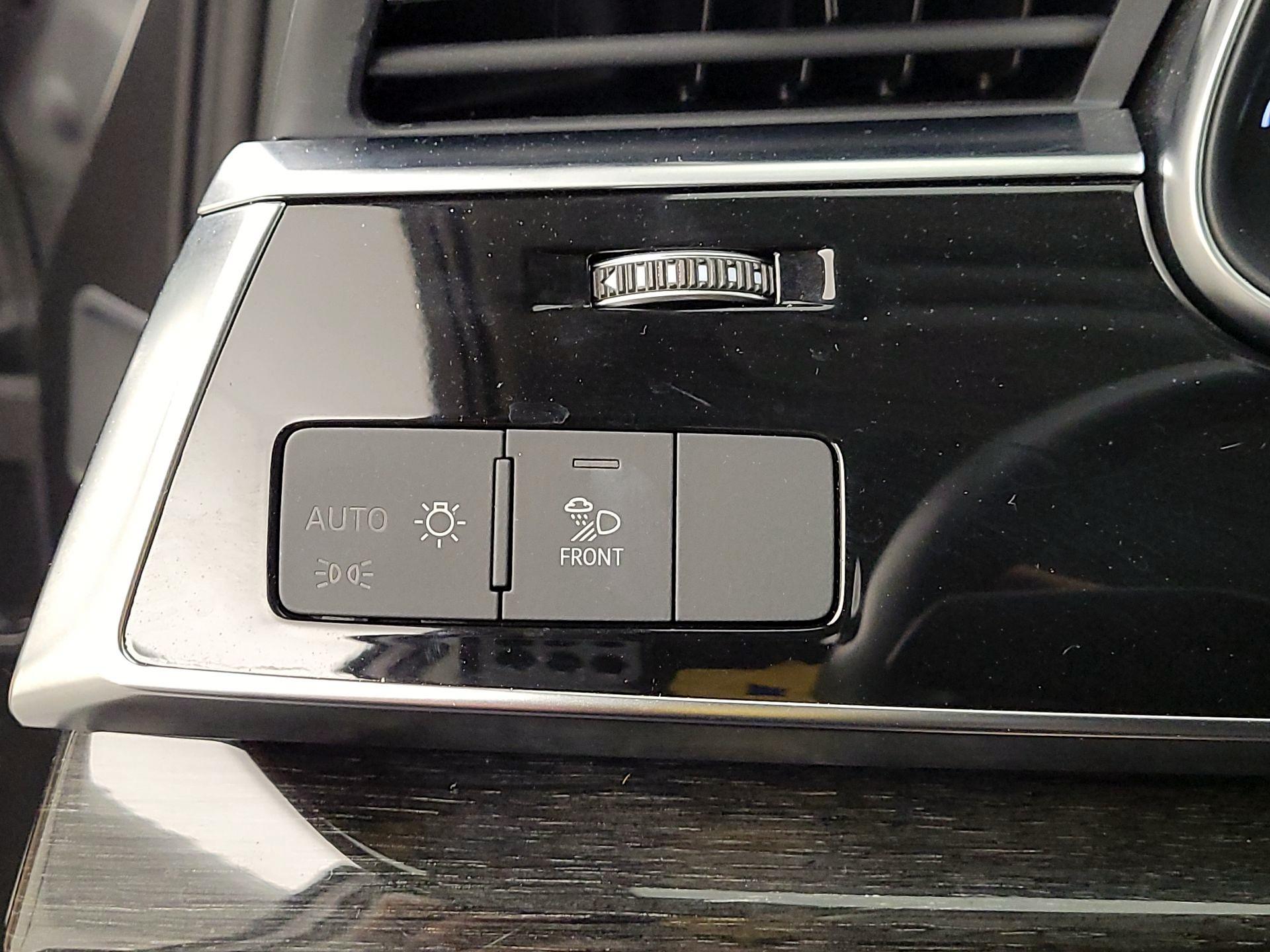 Thumbnail: 2023 Audi Q7 - 13