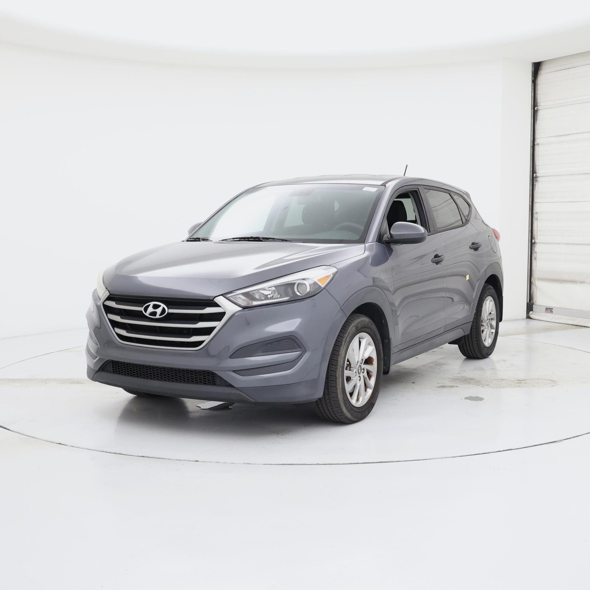 Thumbnail: 2017 Hyundai Tucson - 4