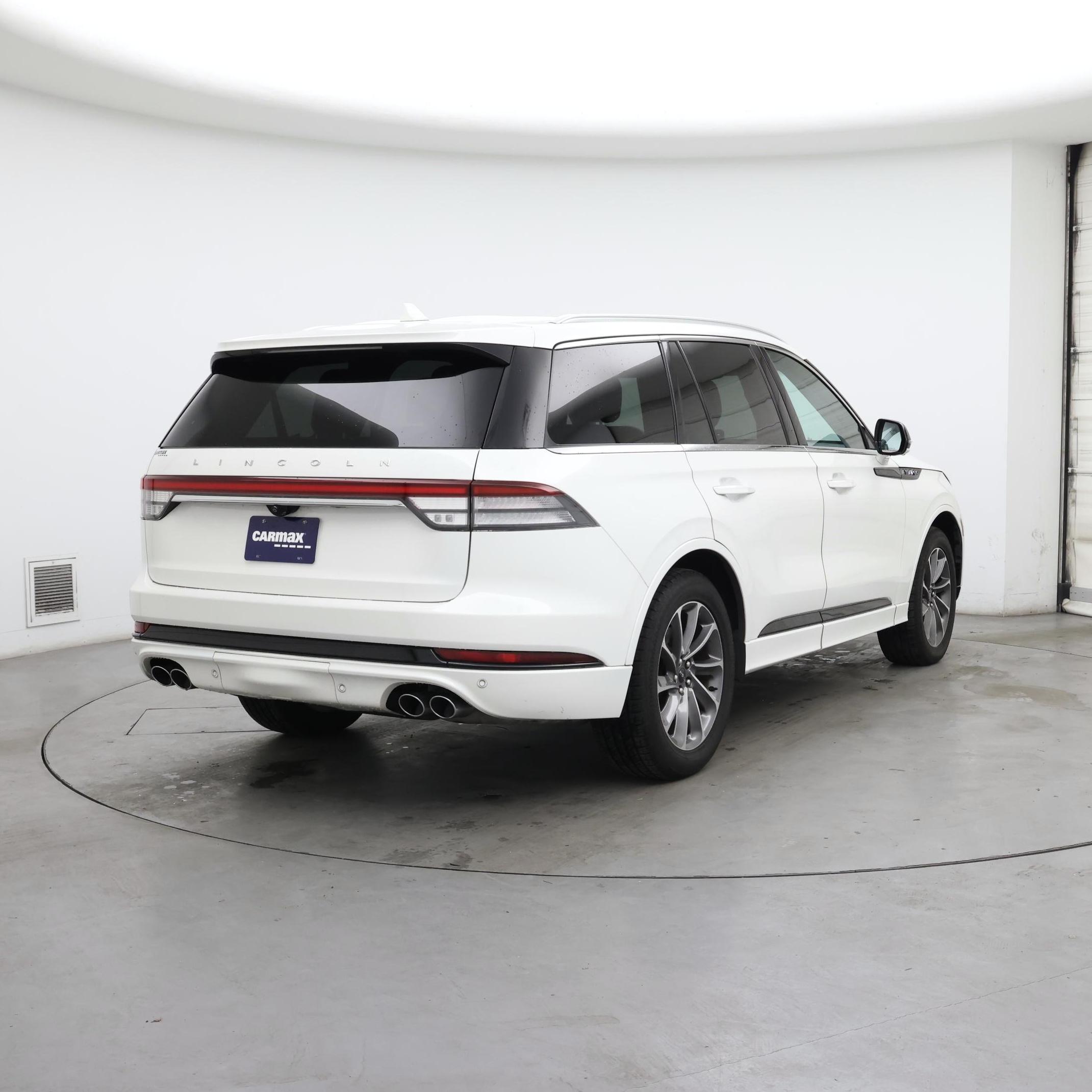 Thumbnail: 2020 Lincoln Aviator - 8