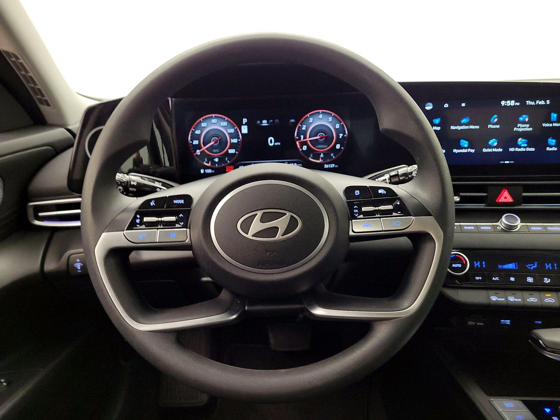 Thumbnail: 2024 Hyundai Elantra - 10