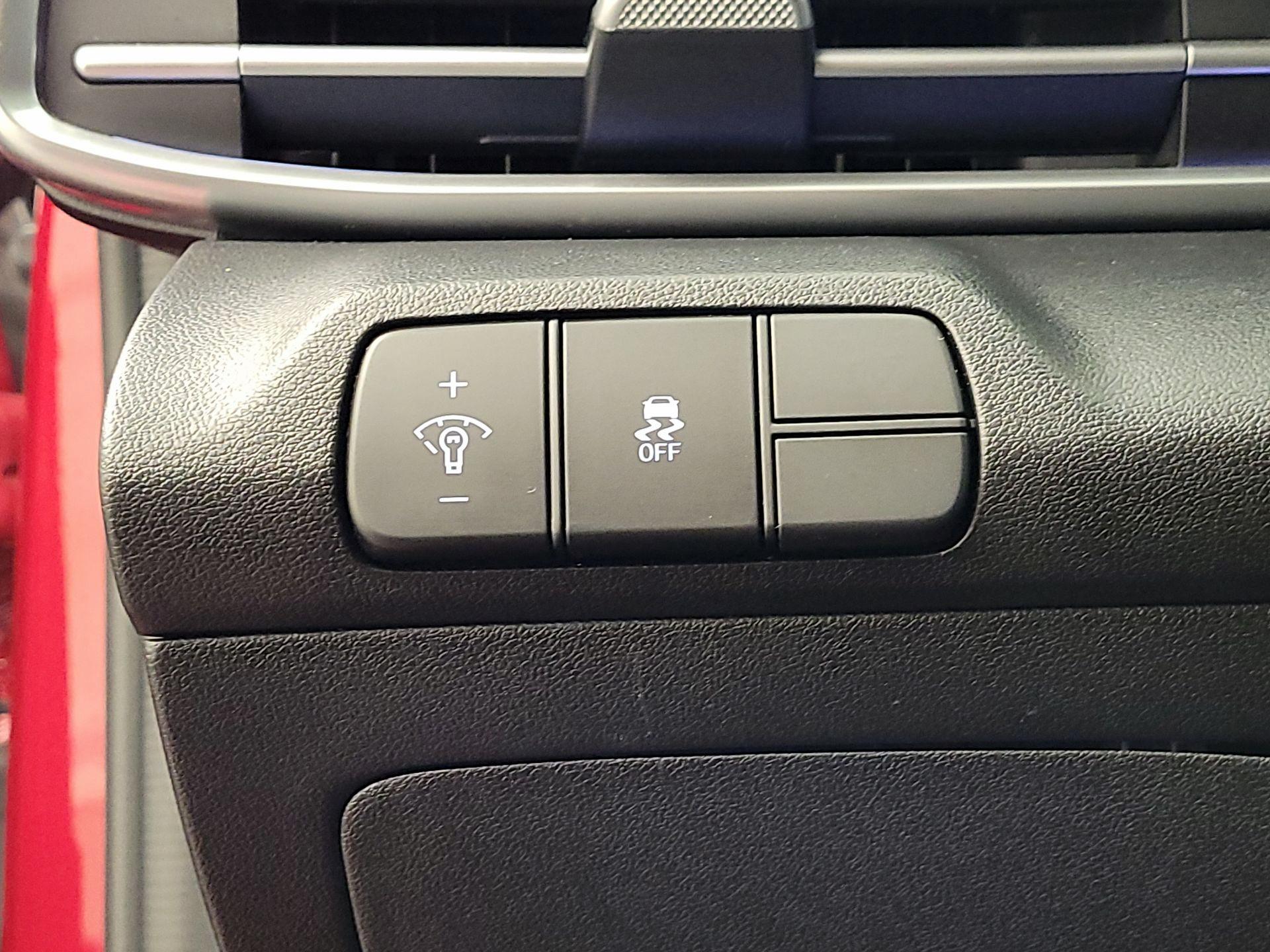 Thumbnail: 2024 Hyundai Elantra - 13