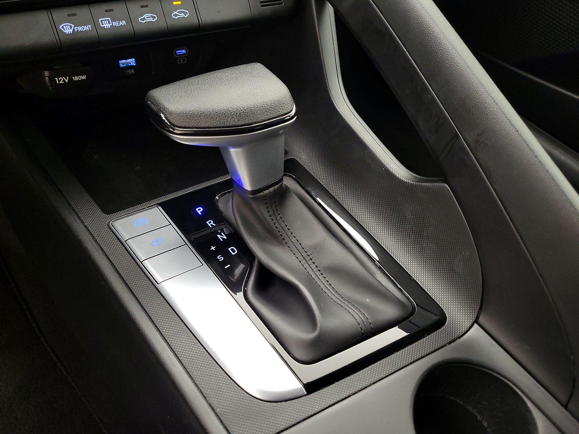 Thumbnail: 2024 Hyundai Elantra - 17