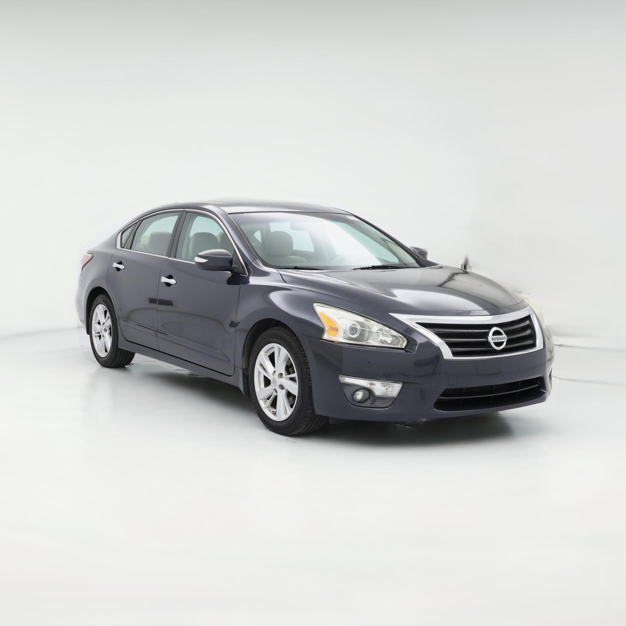 Thumbnail: 2015 Nissan Altima - 1